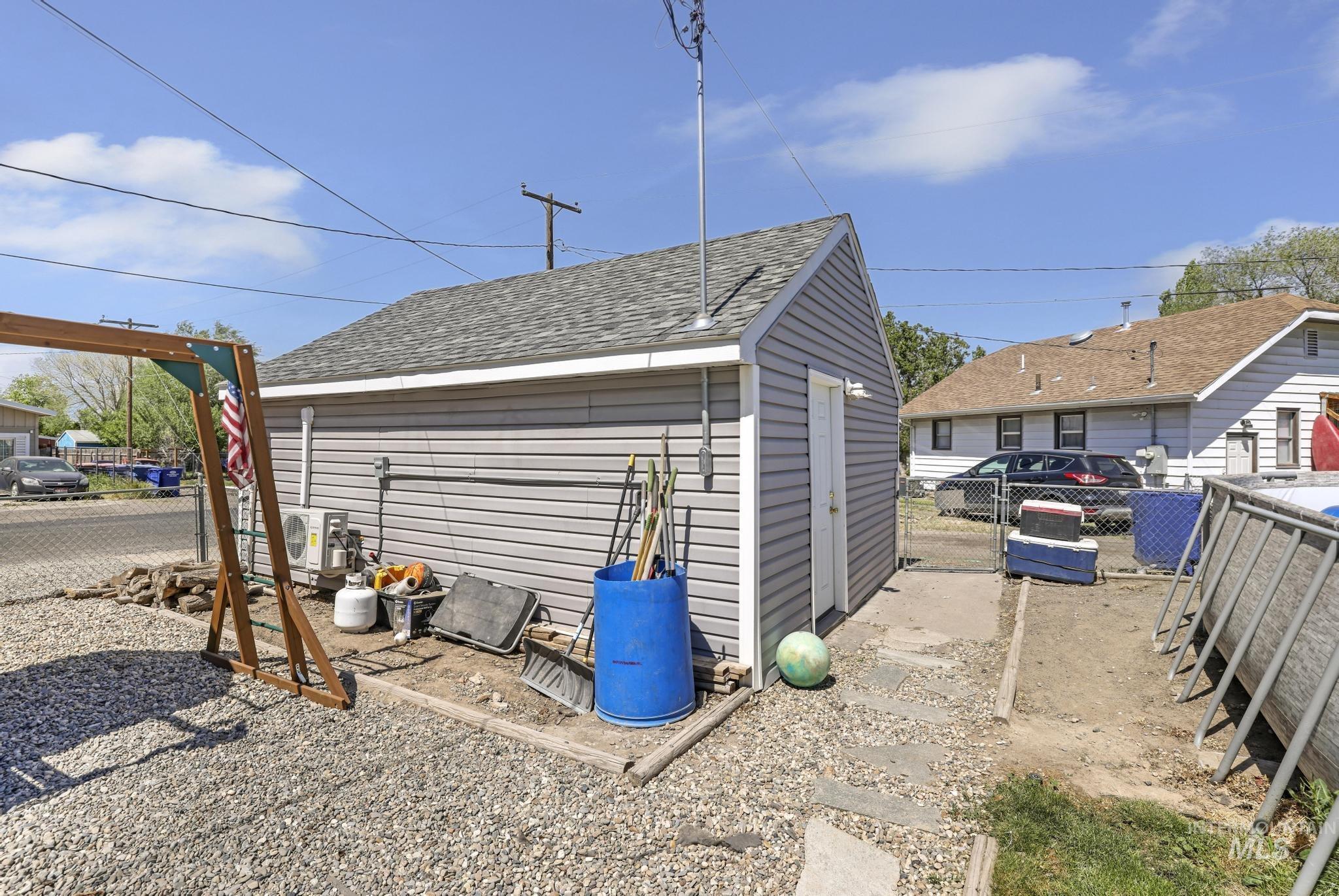 605 4th Ave E, Twin Falls, Idaho 83301, 4 Bedrooms, 2 Bathrooms, Residential For Sale, Price $330,000,MLS 98985815