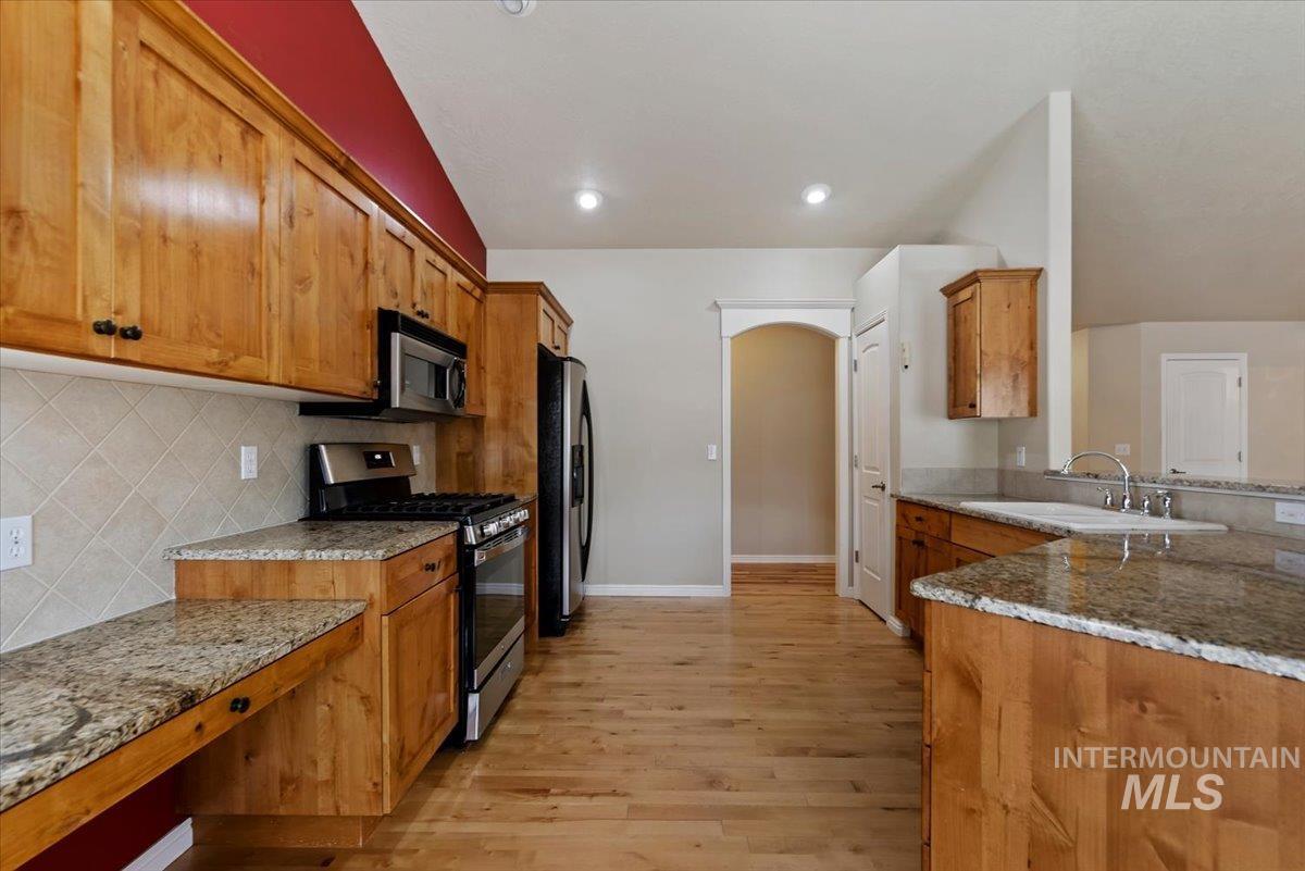 11719 W Blake Dr, Star, Idaho 83669, 4 Bedrooms, 3 Bathrooms, Residential For Sale, Price $495,000,MLS 98985818