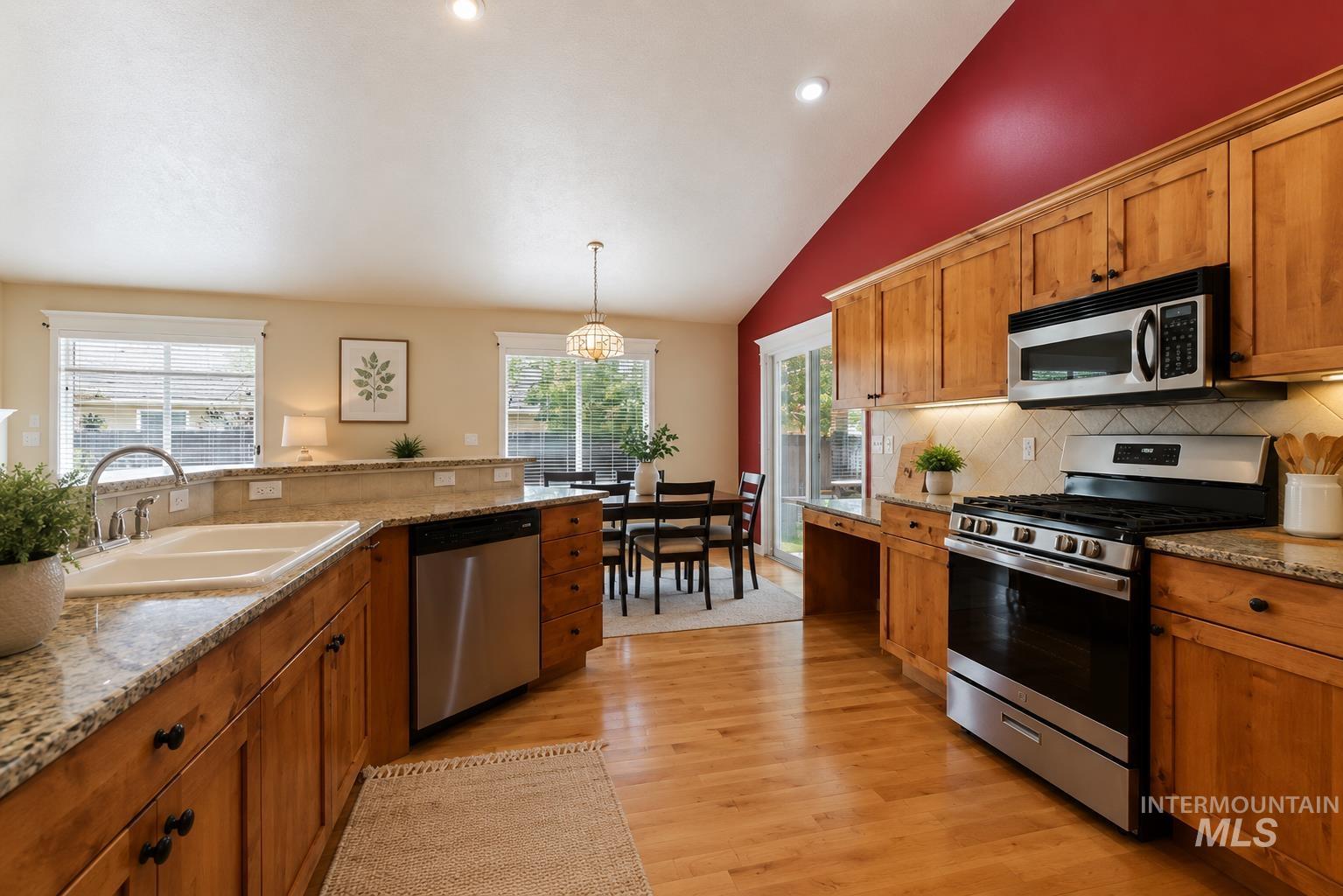 11719 W Blake Dr, Star, Idaho 83669, 4 Bedrooms, 3 Bathrooms, Residential For Sale, Price $495,000,MLS 98985818