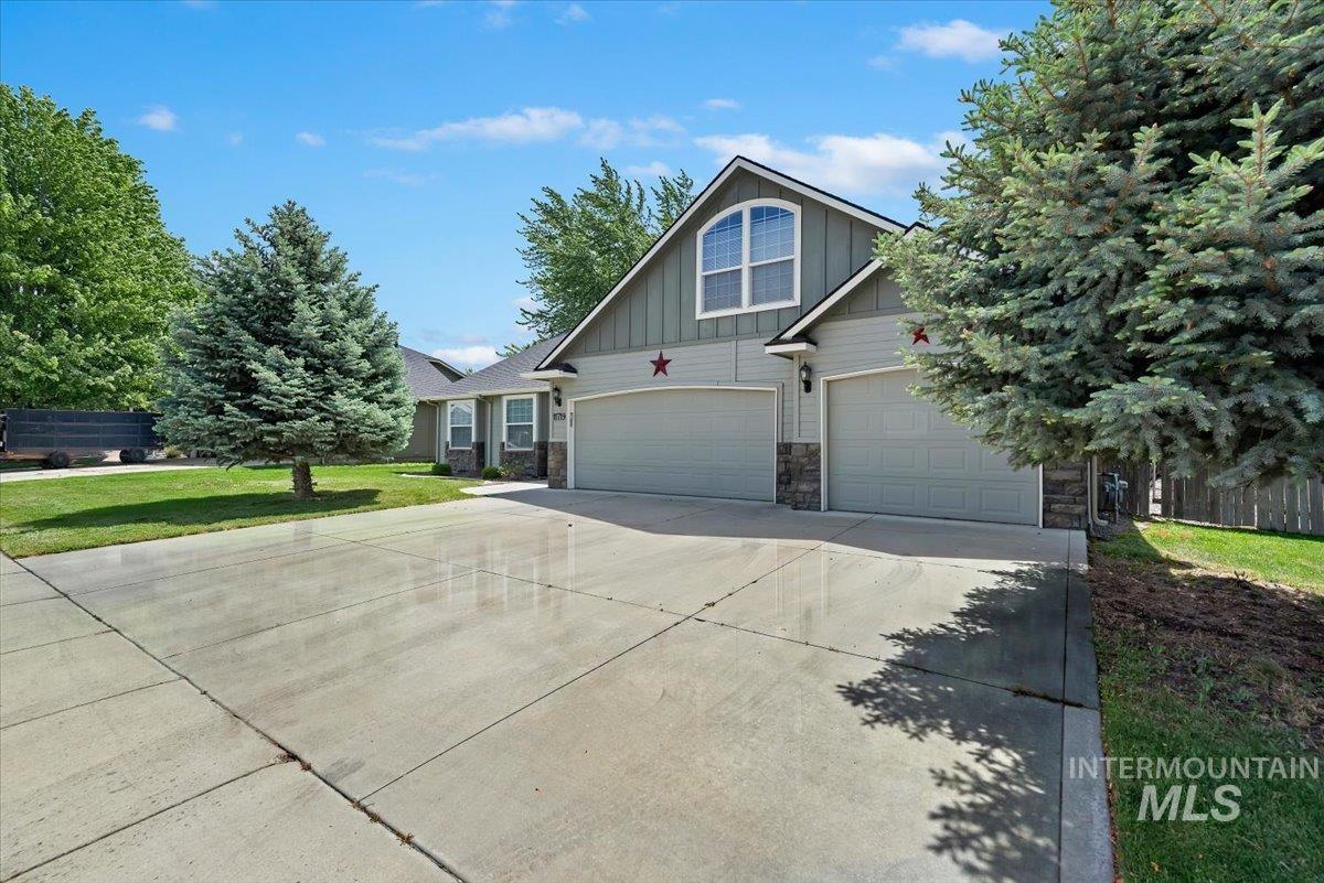 11719 W Blake Dr, Star, Idaho 83669, 4 Bedrooms, 3 Bathrooms, Residential For Sale, Price $495,000,MLS 98985818