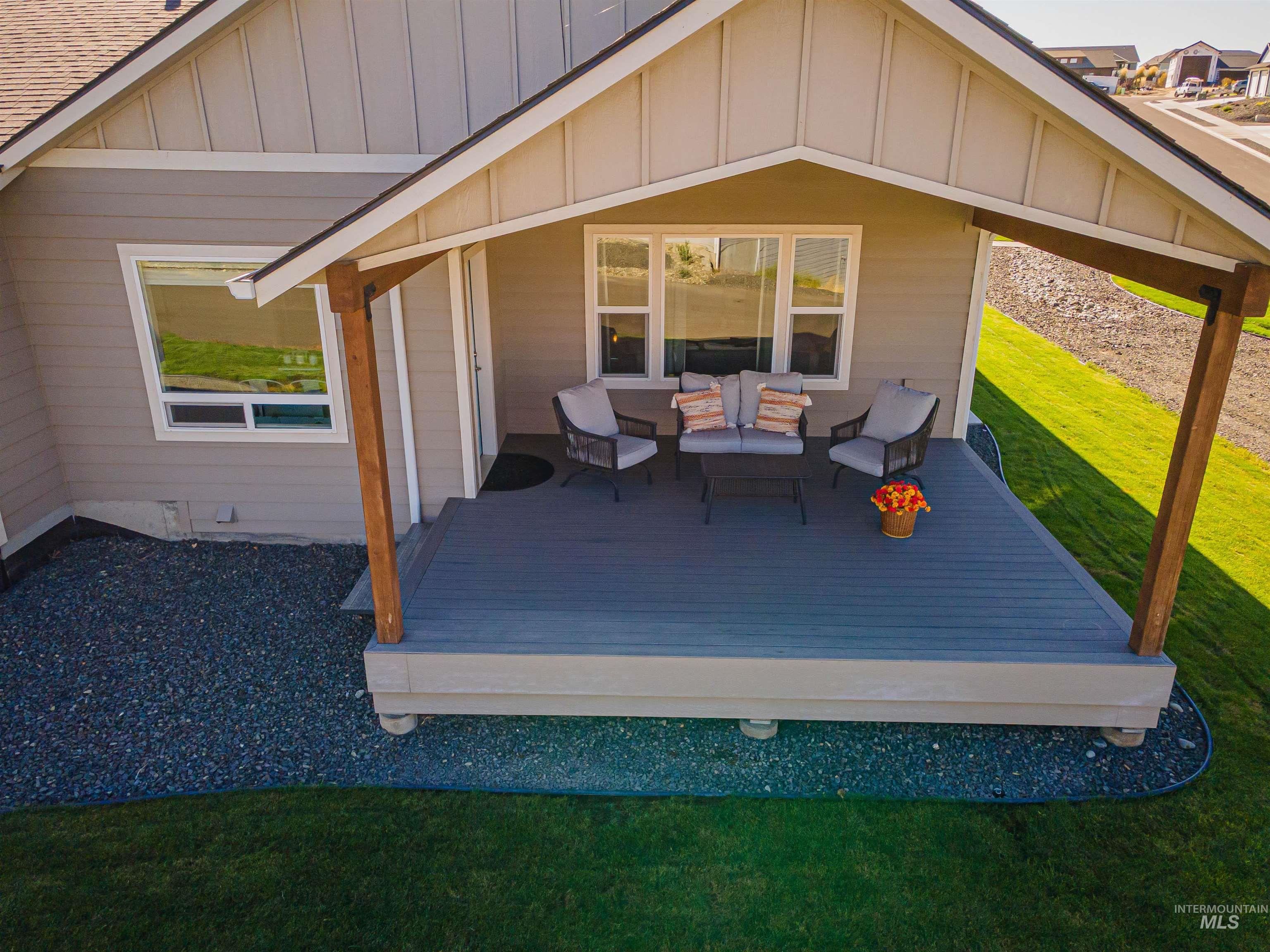 3211 18th St, Lewiston, Idaho 83501-0000, 3 Bedrooms, 2 Bathrooms, Residential For Sale, Price $489,000,MLS 98985820