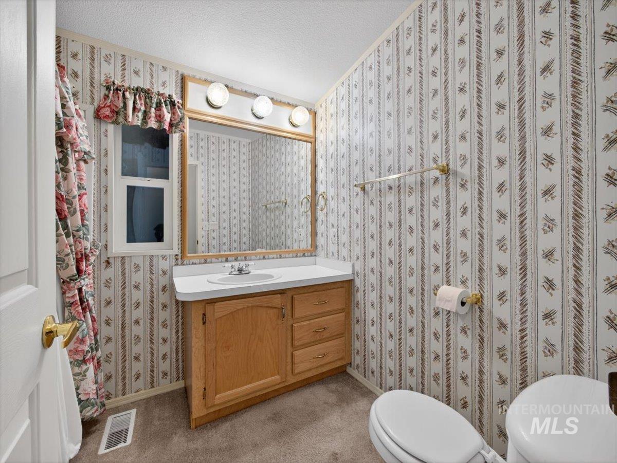 665 Liberty Lane, Emmett, Idaho 83617, 3 Bedrooms, 2 Bathrooms, Residential For Sale, Price $159,900,MLS 98985821