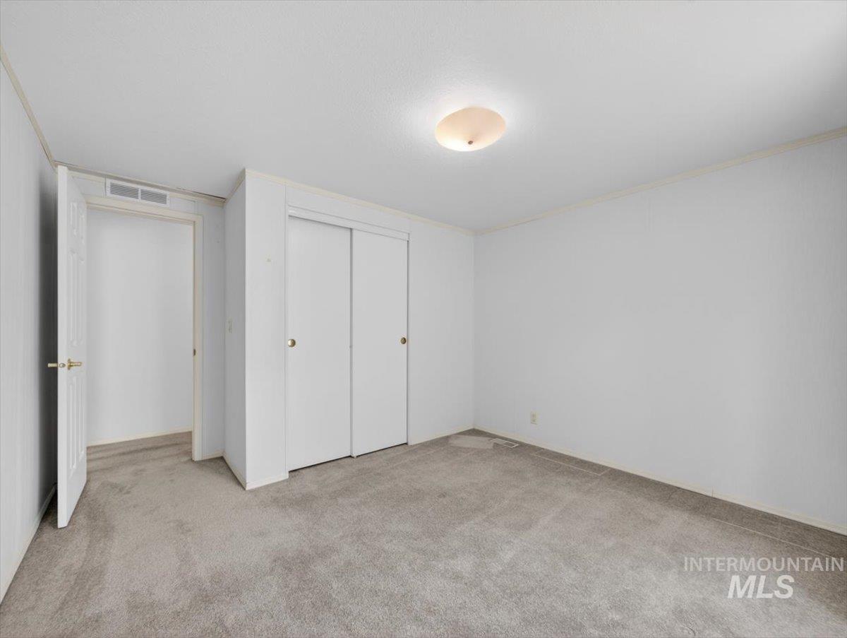665 Liberty Lane, Emmett, Idaho 83617, 3 Bedrooms, 2 Bathrooms, Residential For Sale, Price $159,900,MLS 98985821