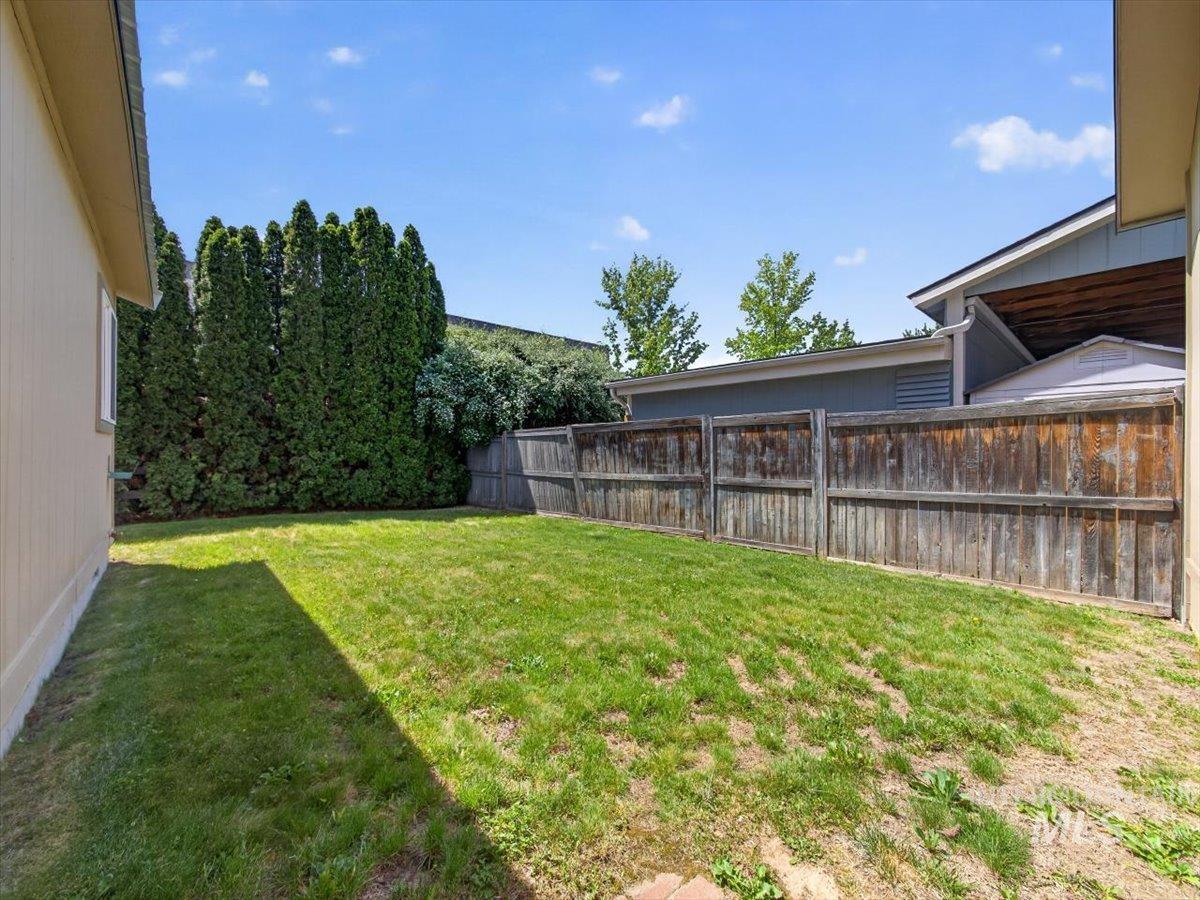 665 Liberty Lane, Emmett, Idaho 83617, 3 Bedrooms, 2 Bathrooms, Residential For Sale, Price $159,900,MLS 98985821