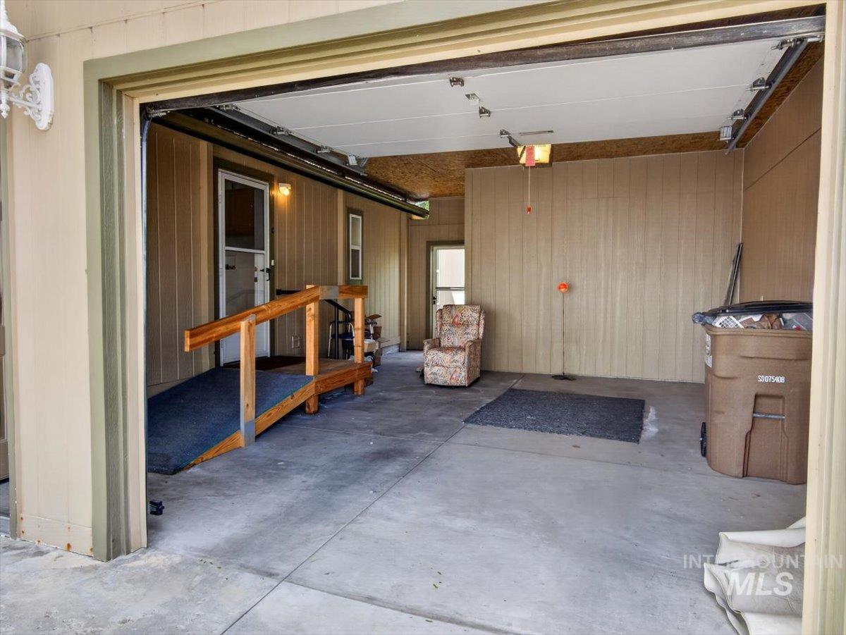 665 Liberty Lane, Emmett, Idaho 83617, 3 Bedrooms, 2 Bathrooms, Residential For Sale, Price $159,900,MLS 98985821