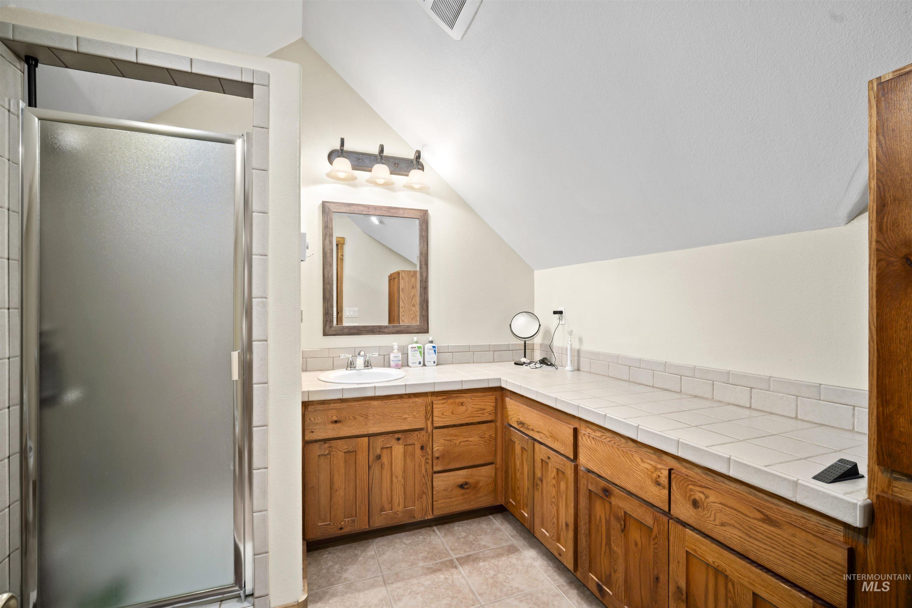 9 Deer Valley Rd., Garden Valley, Idaho 83622, 3 Bedrooms, 2 Bathrooms, Residential For Sale, Price $659,000,MLS 98985823