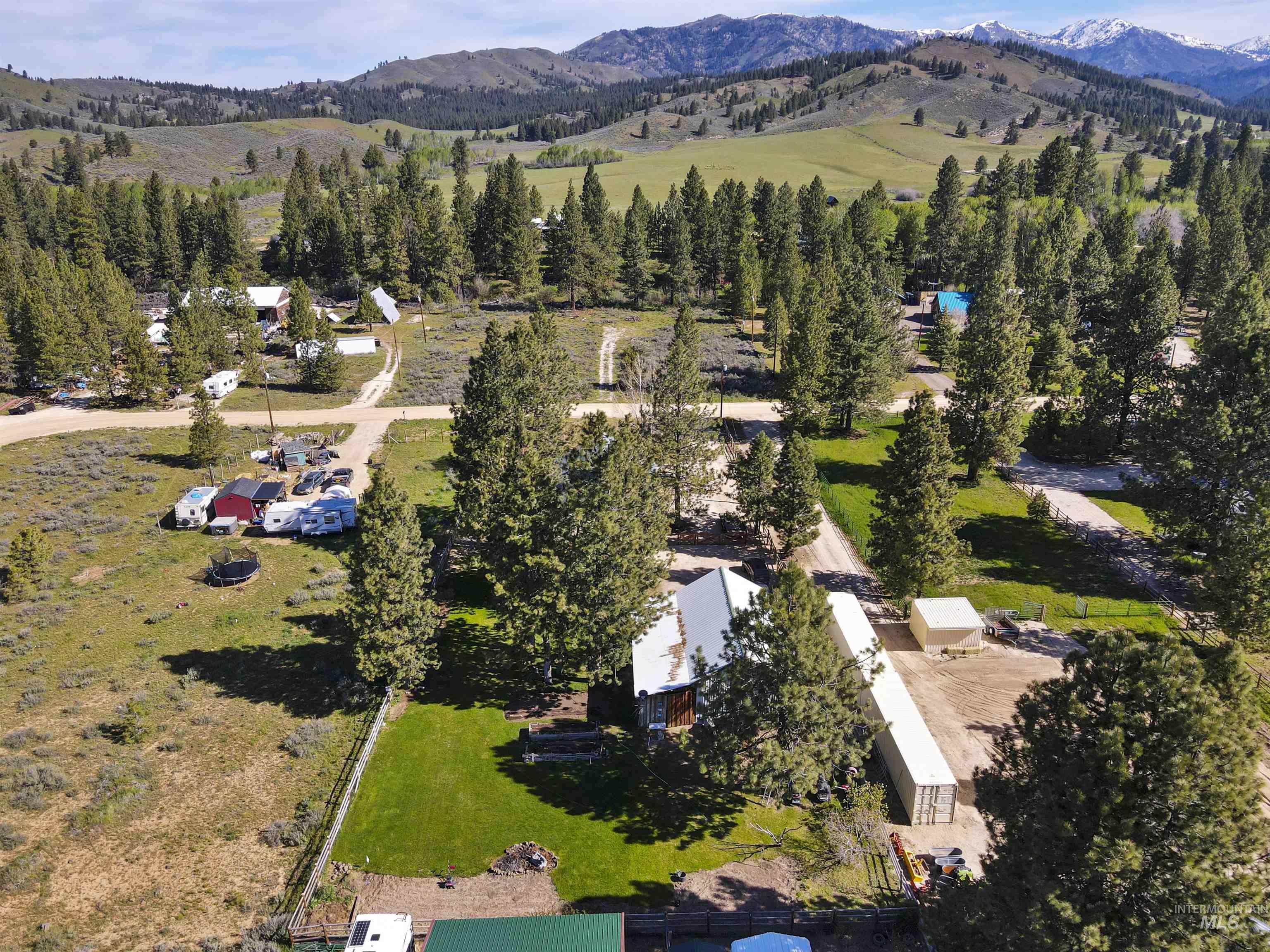 55 E Mary, Prairie, Idaho 83647, 2 Bedrooms, 1 Bathroom, Residential For Sale, Price $329,900,MLS 98985824