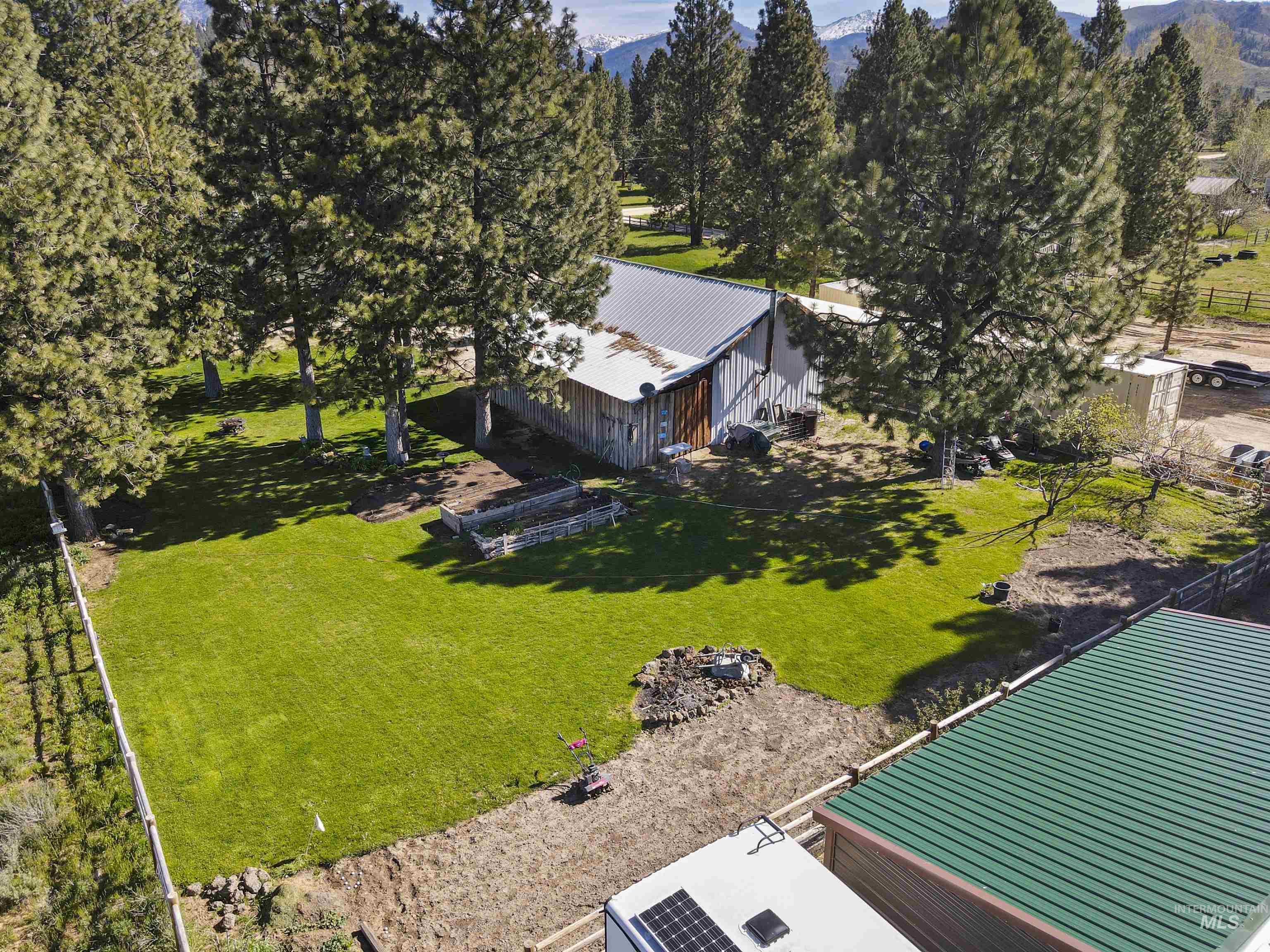 55 E Mary, Prairie, Idaho 83647, 2 Bedrooms, 1 Bathroom, Residential For Sale, Price $329,900,MLS 98985824
