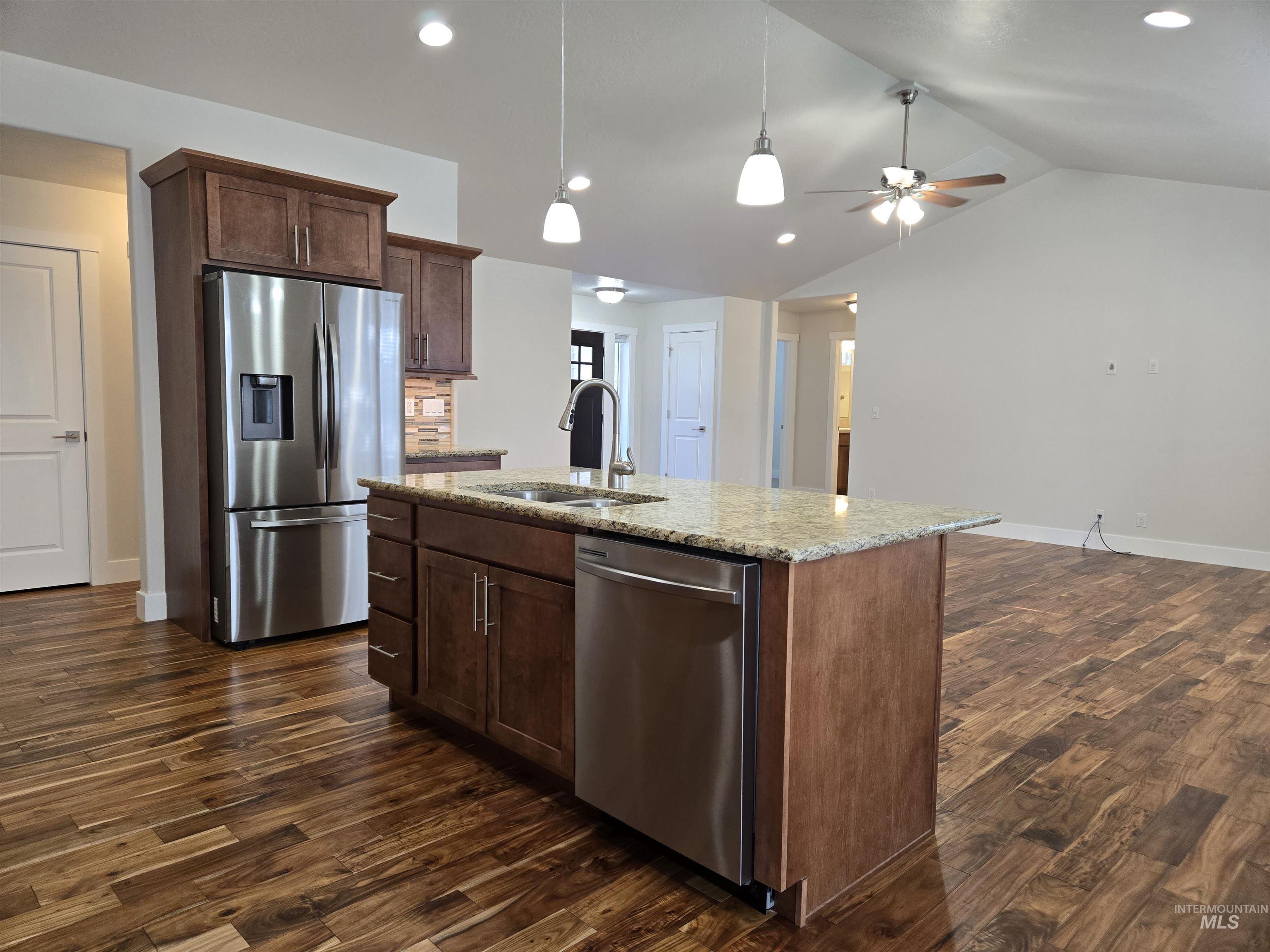 609 Reiter Dr, Ontario, Oregon 97914, 3 Bedrooms, 2 Bathrooms, Residential For Sale, Price $430,000,MLS 98985827