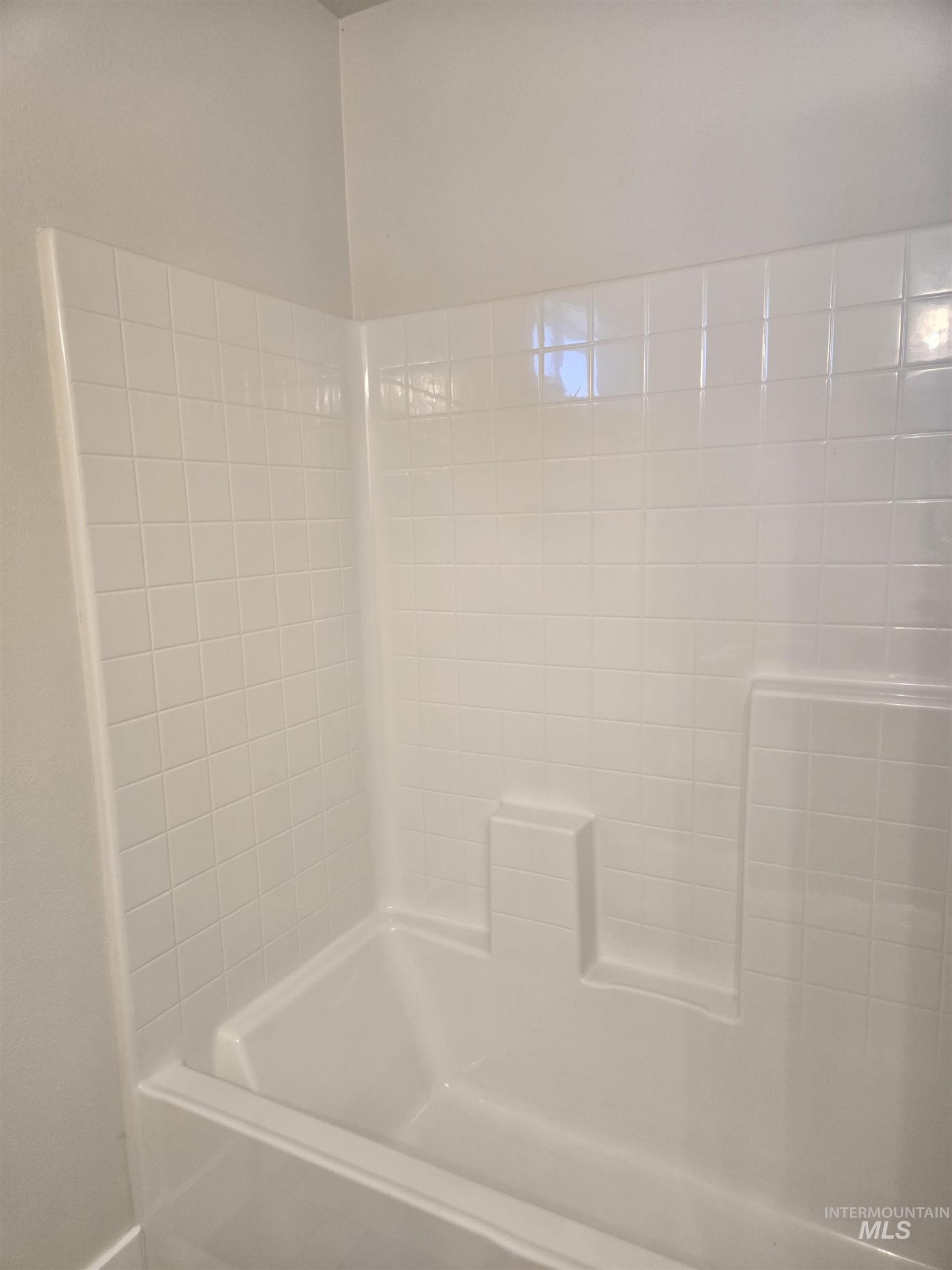 609 Reiter Dr, Ontario, Oregon 97914, 3 Bedrooms, 2 Bathrooms, Residential For Sale, Price $430,000,MLS 98985827