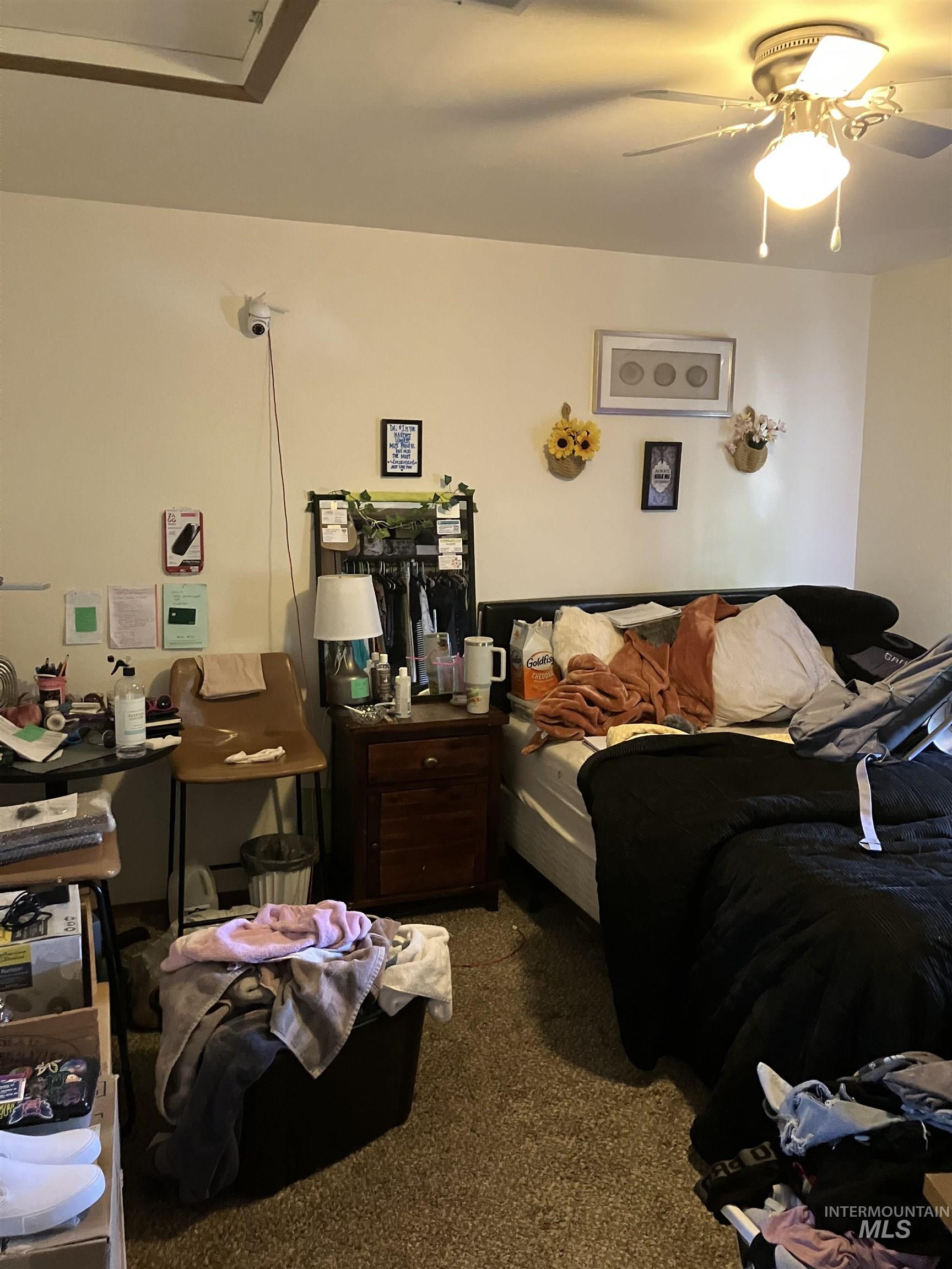 2530 S. Gourley Pl, Boise, Idaho 83705, 2 Bedrooms, 1 Bathroom, Residential Income For Sale, Price $550,000,MLS 98985829
