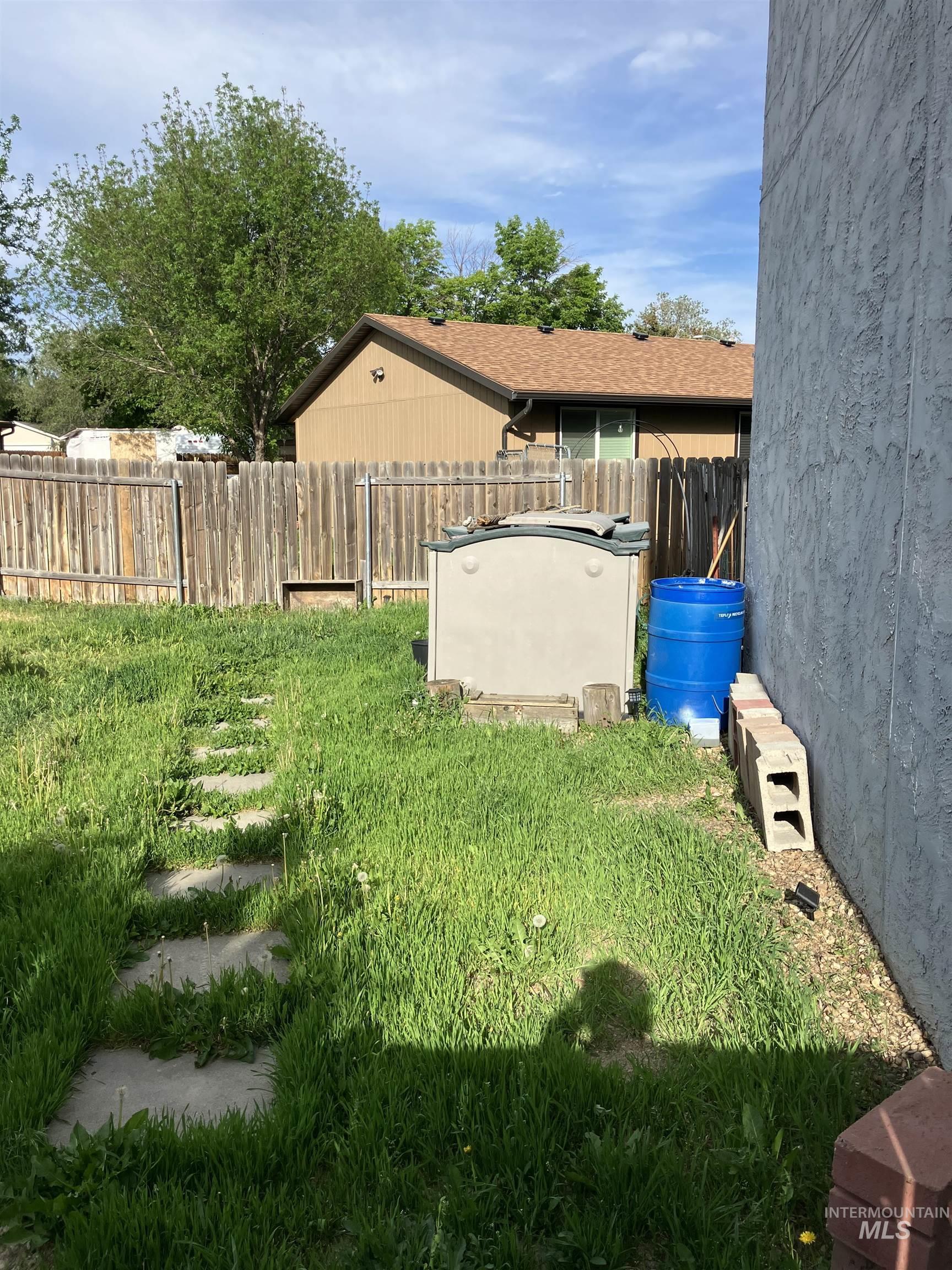 2530 S. Gourley Pl, Boise, Idaho 83705, 2 Bedrooms, 1 Bathroom, Residential Income For Sale, Price $550,000,MLS 98985829