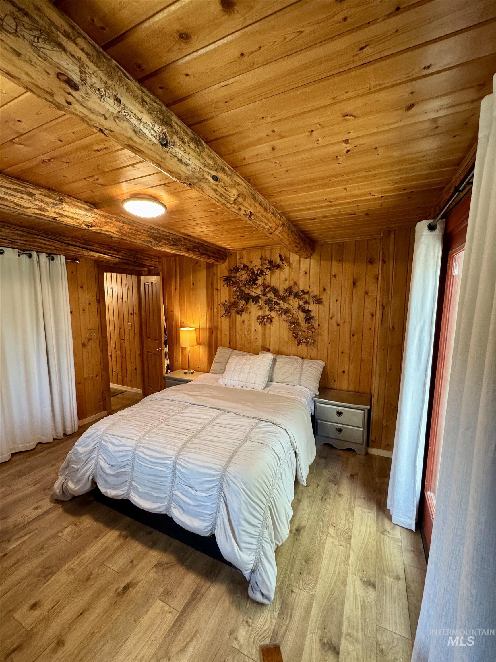 62 Bell Rapids Rd, Hagerman, Idaho 83332, 3 Bedrooms, 2 Bathrooms, Residential For Sale, Price $1,100,000,MLS 98985833