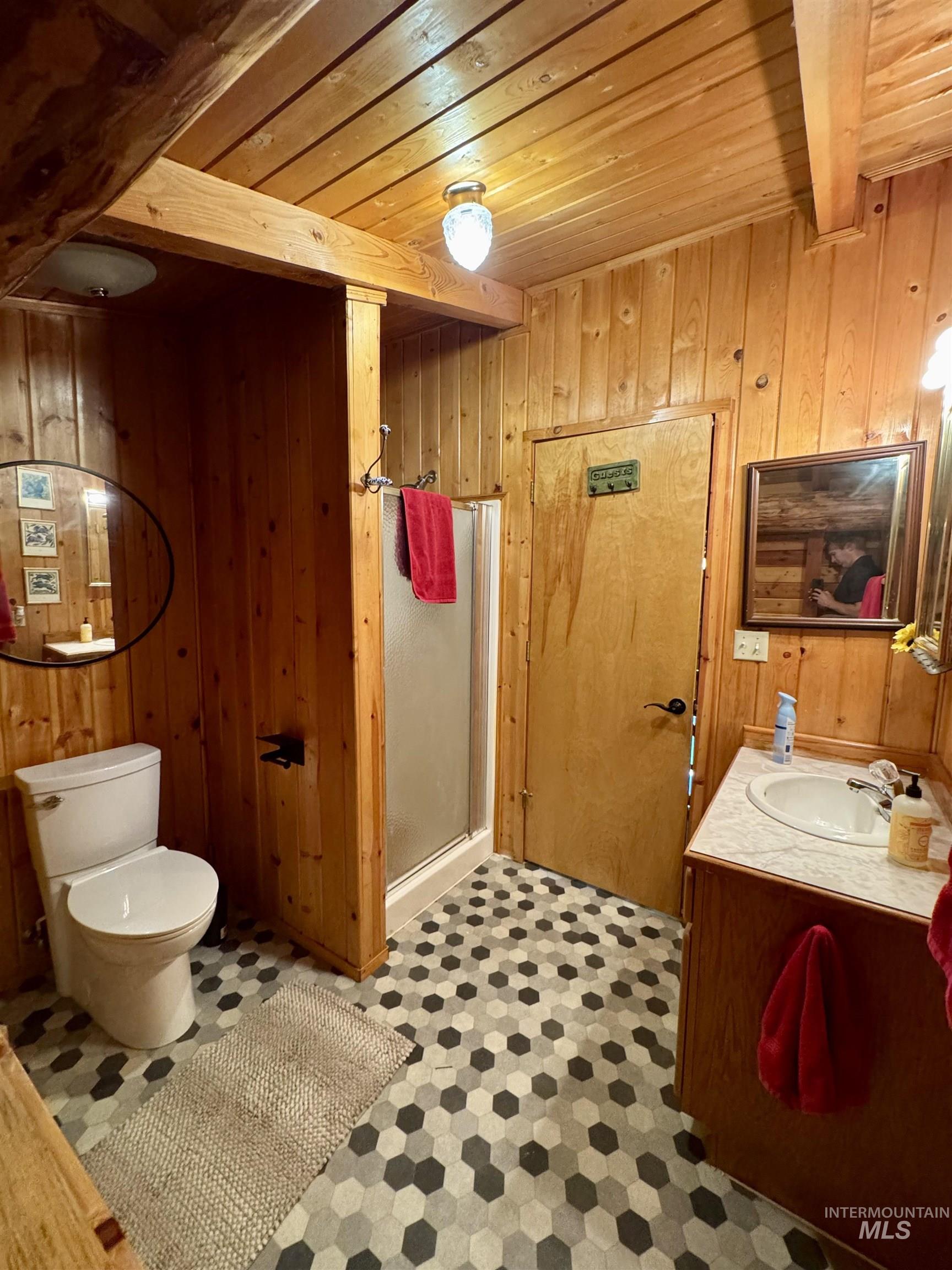 62 Bell Rapids Rd, Hagerman, Idaho 83332, 3 Bedrooms, 2 Bathrooms, Residential For Sale, Price $1,100,000,MLS 98985833