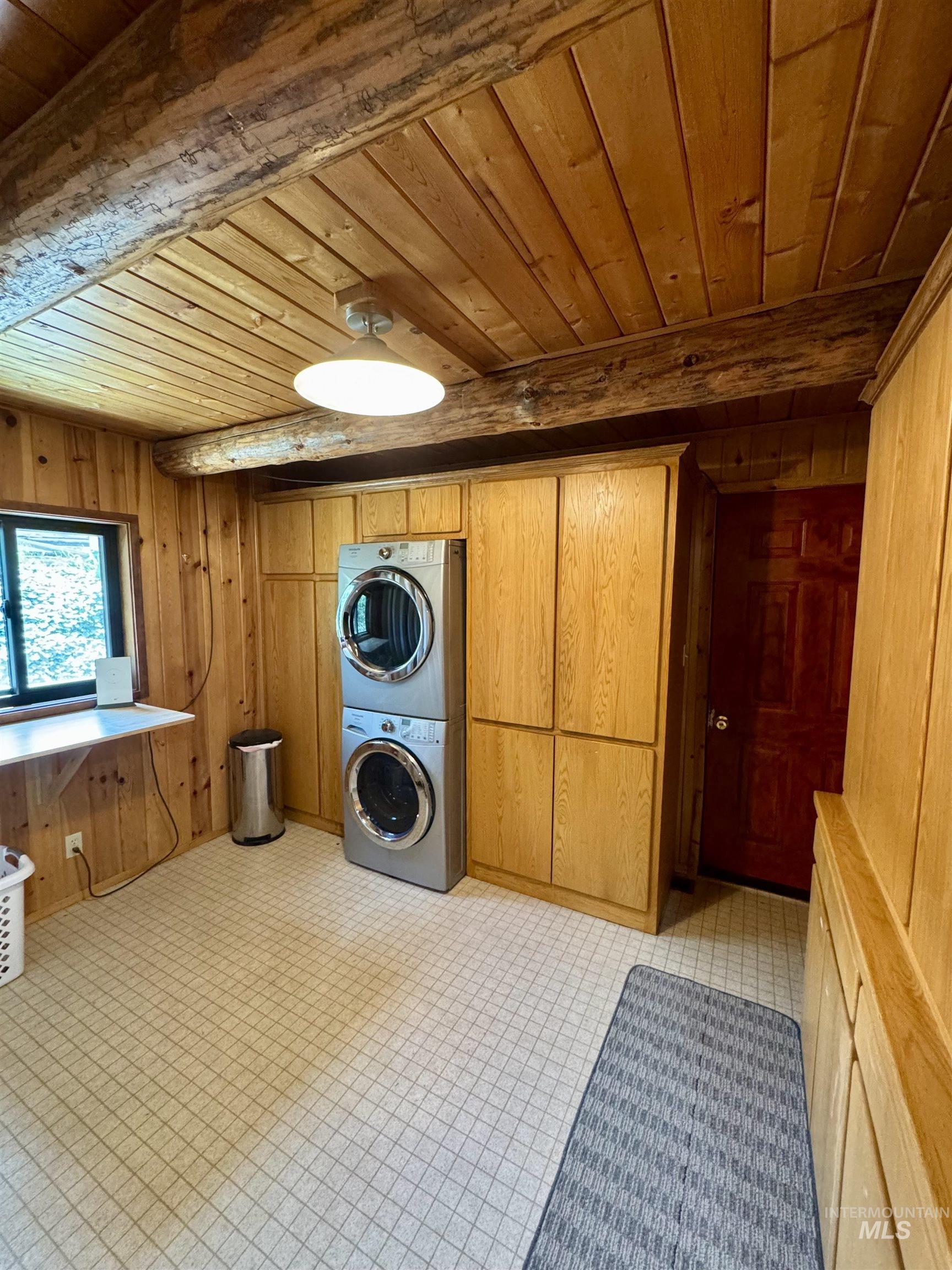 62 Bell Rapids Rd, Hagerman, Idaho 83332, 3 Bedrooms, 2 Bathrooms, Residential For Sale, Price $1,100,000,MLS 98985833