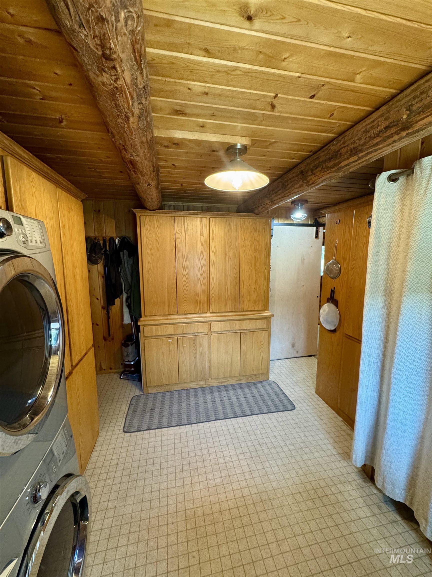 62 Bell Rapids Rd, Hagerman, Idaho 83332, 3 Bedrooms, 2 Bathrooms, Residential For Sale, Price $1,100,000,MLS 98985833