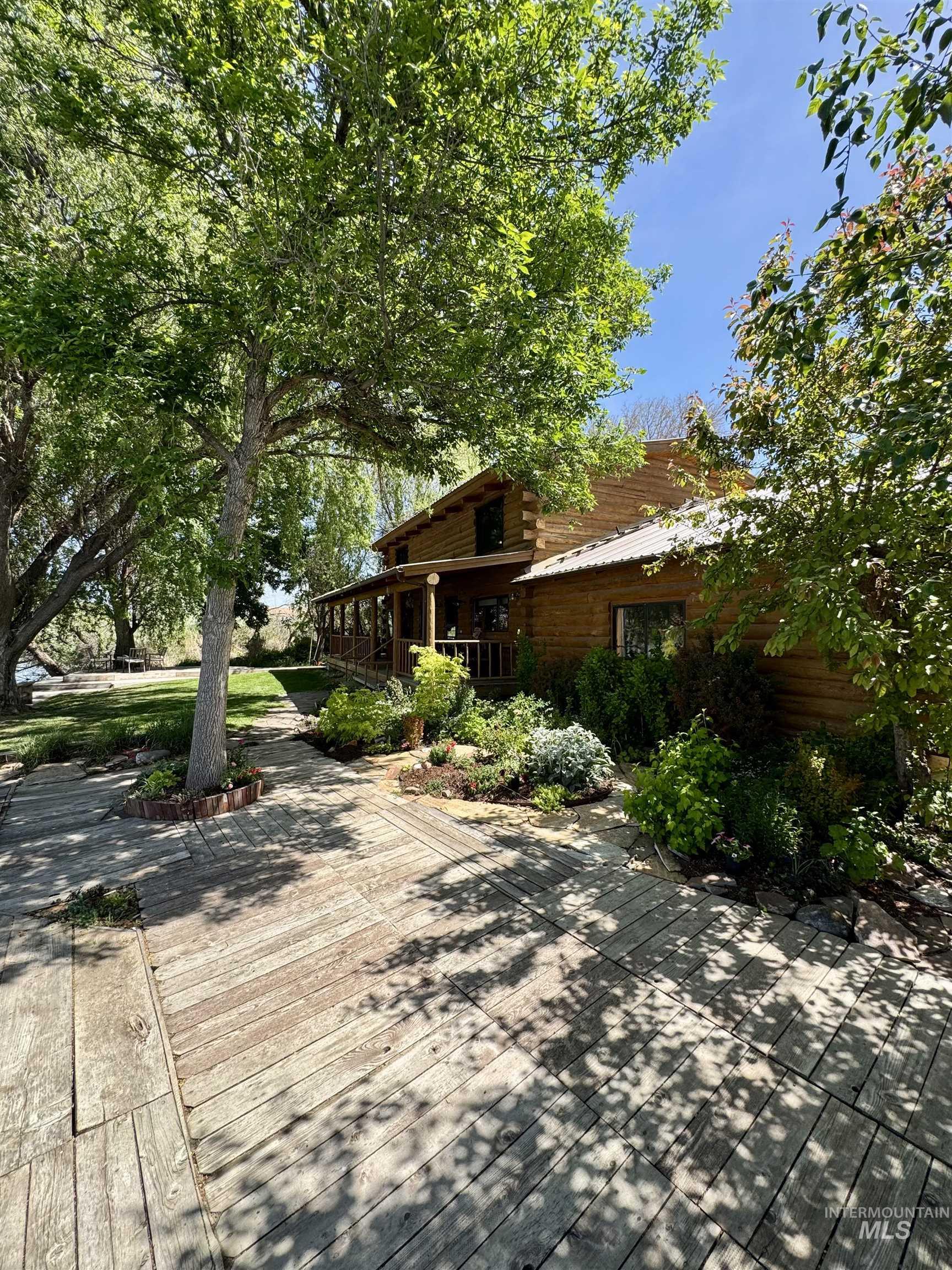 62 Bell Rapids Rd, Hagerman, Idaho 83332, 3 Bedrooms, 2 Bathrooms, Residential For Sale, Price $1,100,000,MLS 98985833