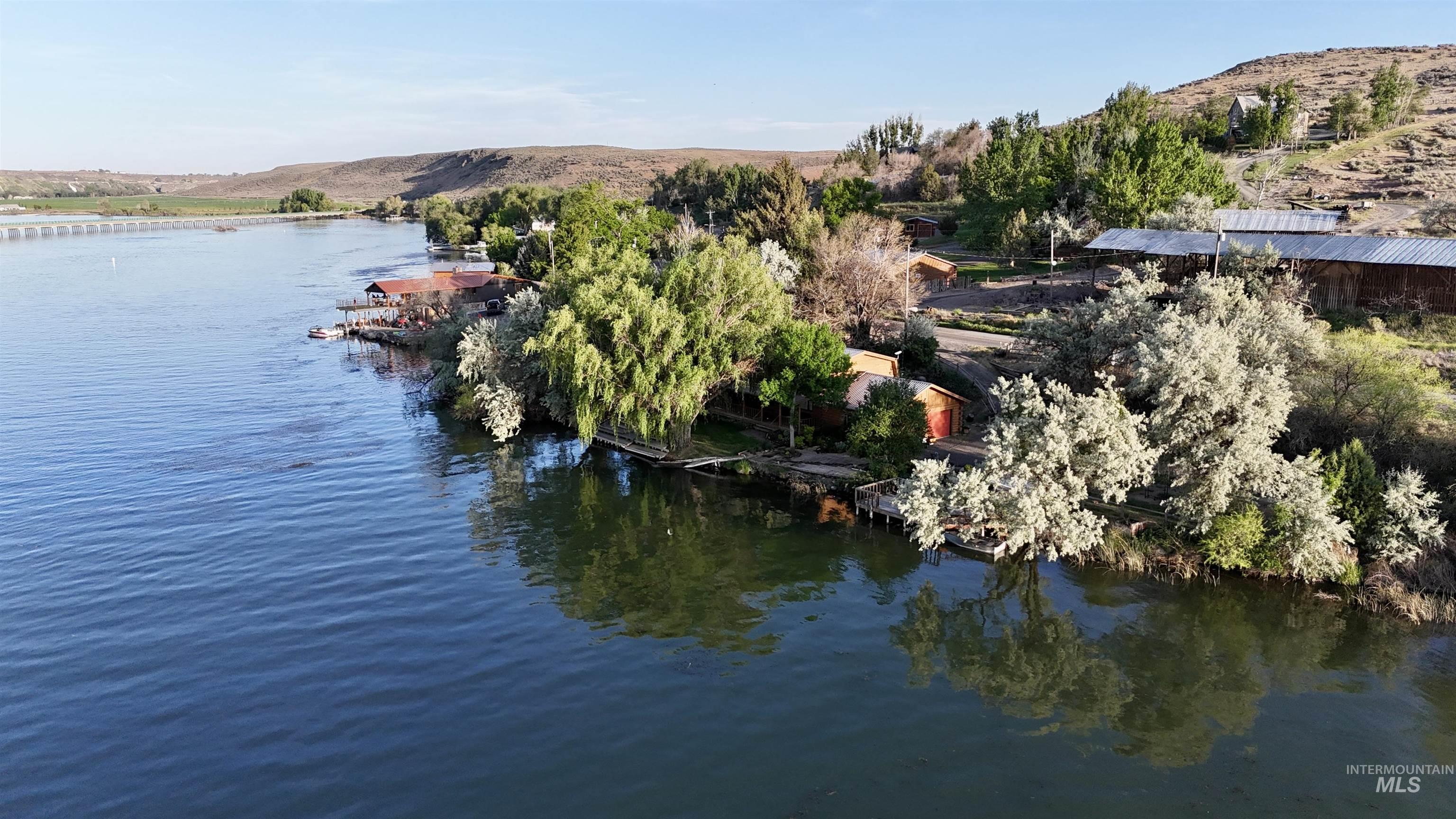 62 Bell Rapids Rd, Hagerman, Idaho 83332, 3 Bedrooms, 2 Bathrooms, Residential For Sale, Price $1,100,000,MLS 98985833