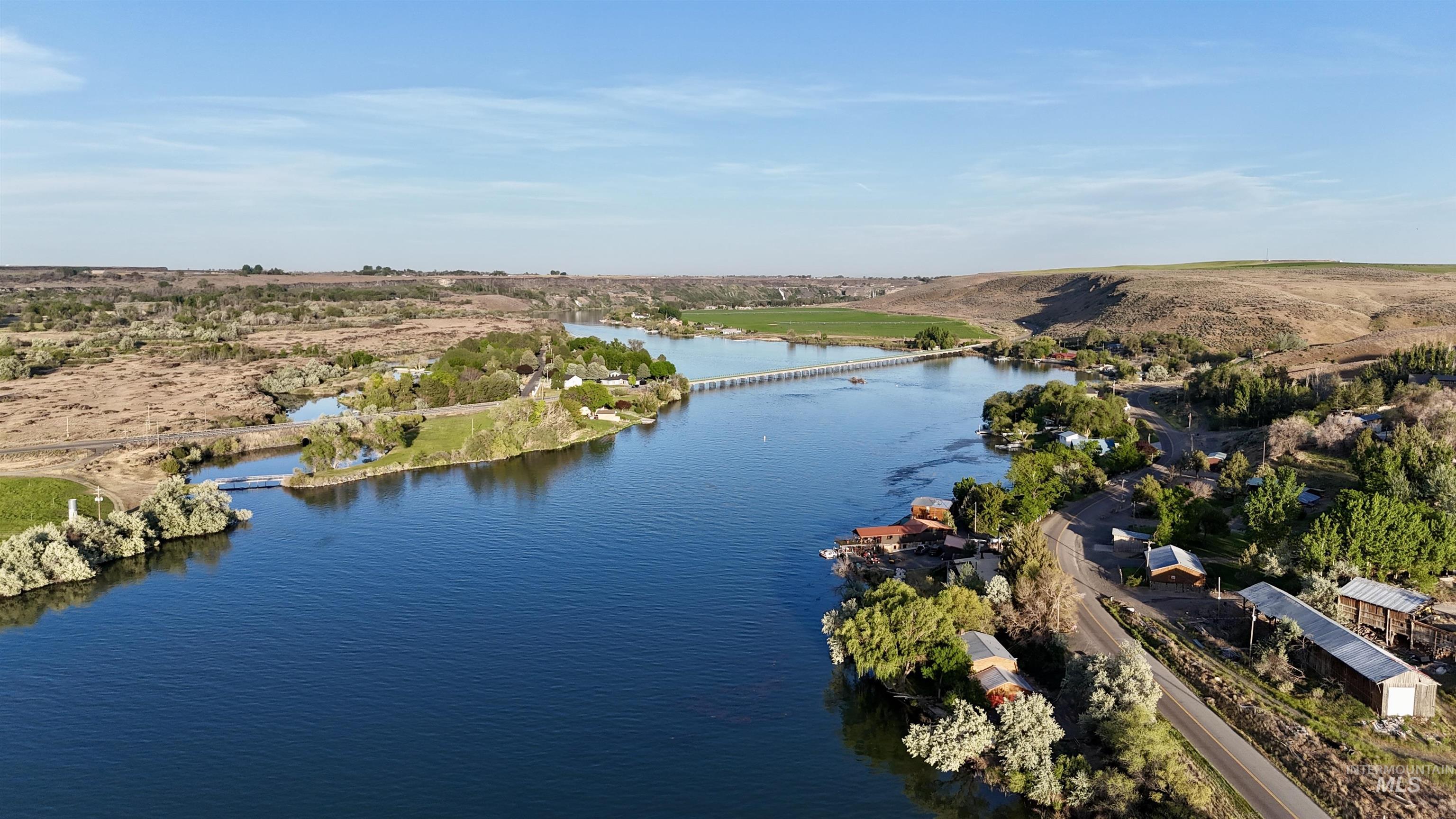 62 Bell Rapids Rd, Hagerman, Idaho 83332, 3 Bedrooms, 2 Bathrooms, Residential For Sale, Price $985,000, 98985833