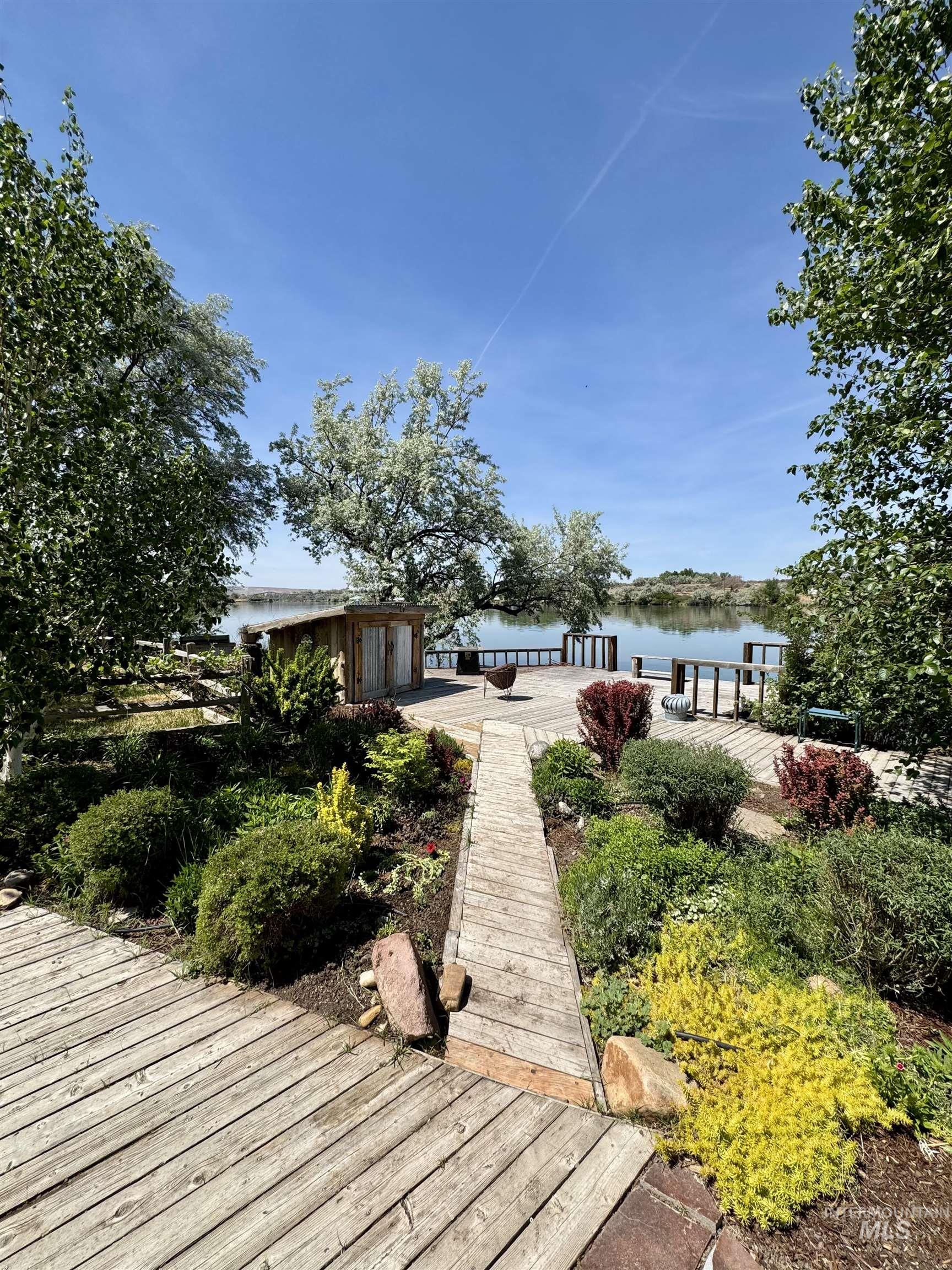 62 Bell Rapids Rd, Hagerman, Idaho 83332, 3 Bedrooms, 2 Bathrooms, Residential For Sale, Price $1,100,000,MLS 98985833