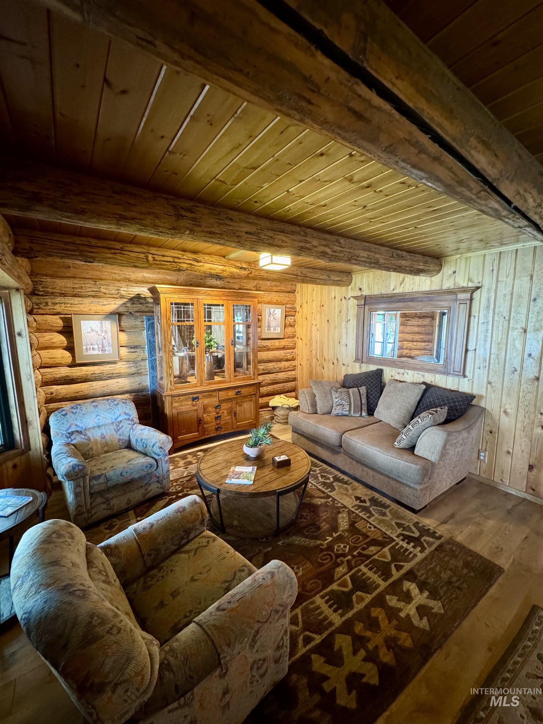62 Bell Rapids Rd, Hagerman, Idaho 83332, 3 Bedrooms, 2 Bathrooms, Residential For Sale, Price $1,100,000,MLS 98985833