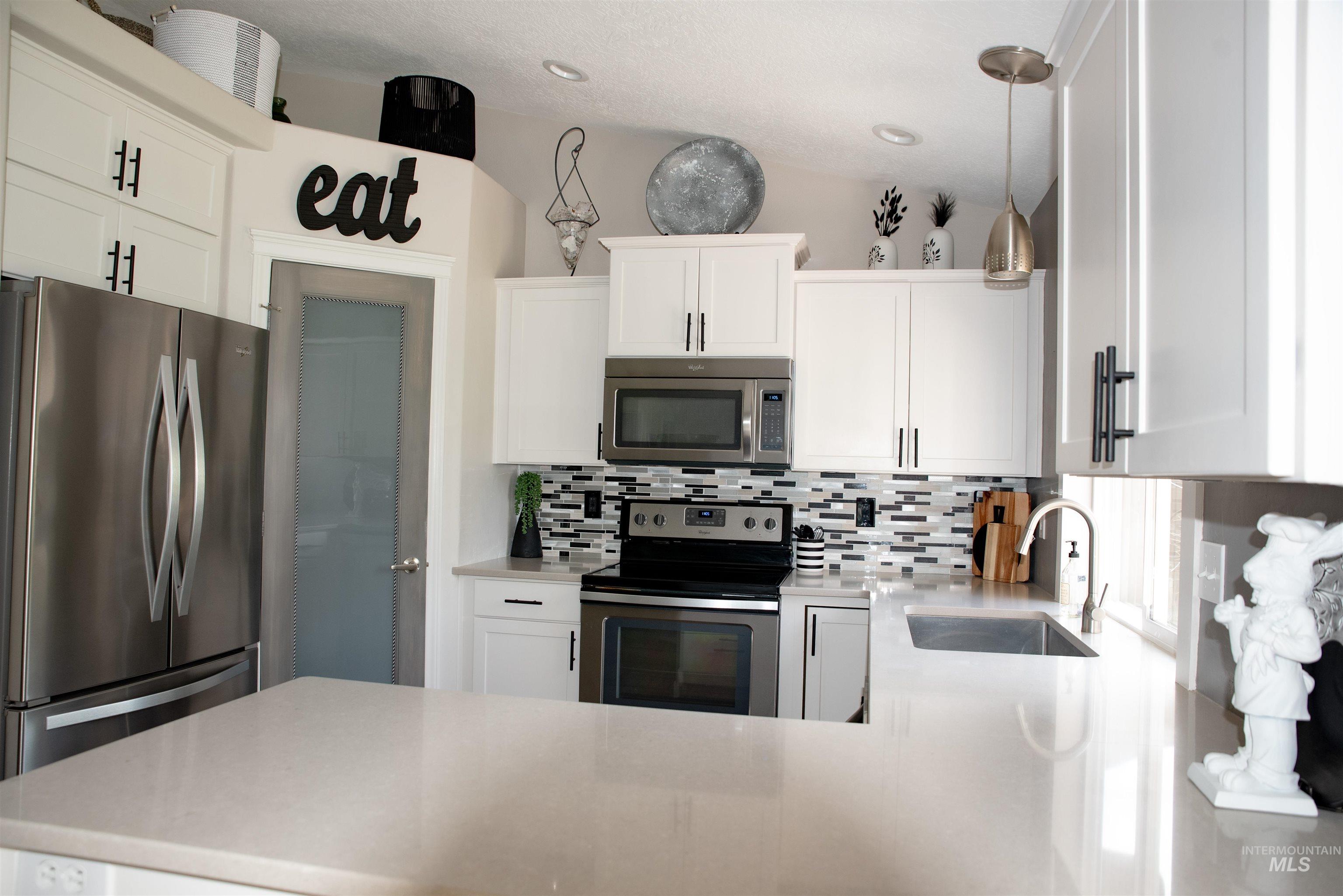 4115 E Jasmine Ct, Nampa, Idaho 83687, 4 Bedrooms, 2.5 Bathrooms, Residential For Sale, Price $438,500,MLS 98985834