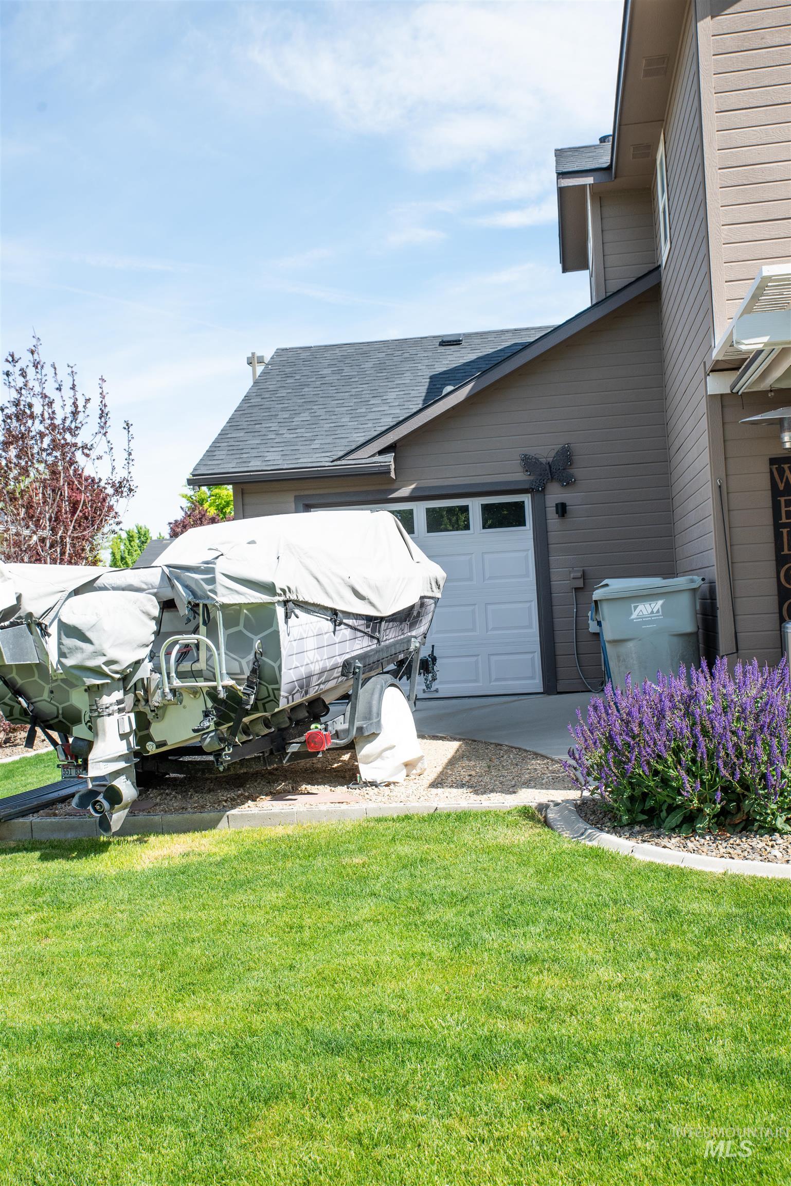 4115 E Jasmine Ct, Nampa, Idaho 83687, 4 Bedrooms, 2.5 Bathrooms, Residential For Sale, Price $438,500,MLS 98985834