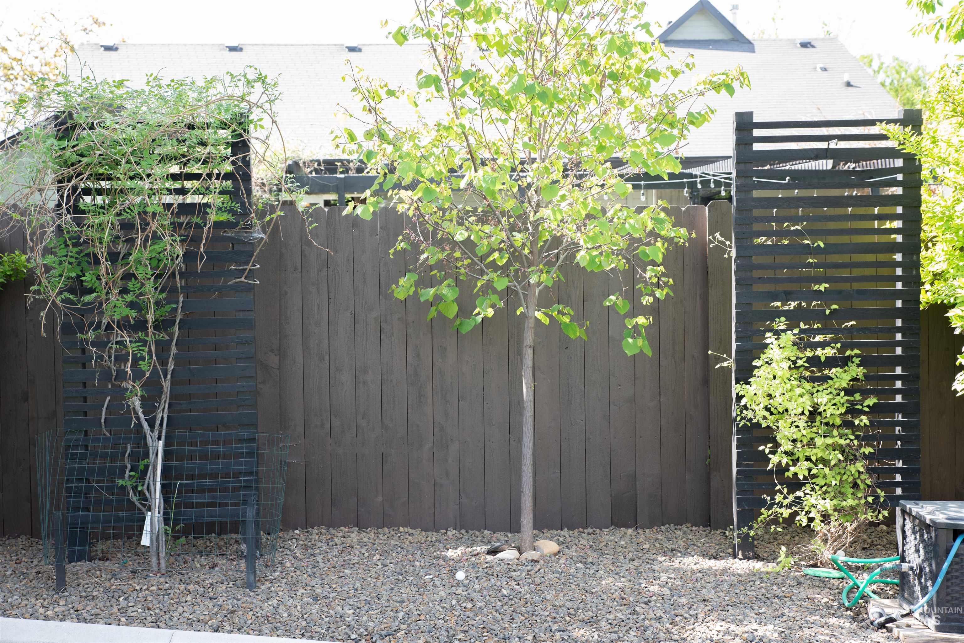 4115 E Jasmine Ct, Nampa, Idaho 83687, 4 Bedrooms, 2.5 Bathrooms, Residential For Sale, Price $438,500,MLS 98985834