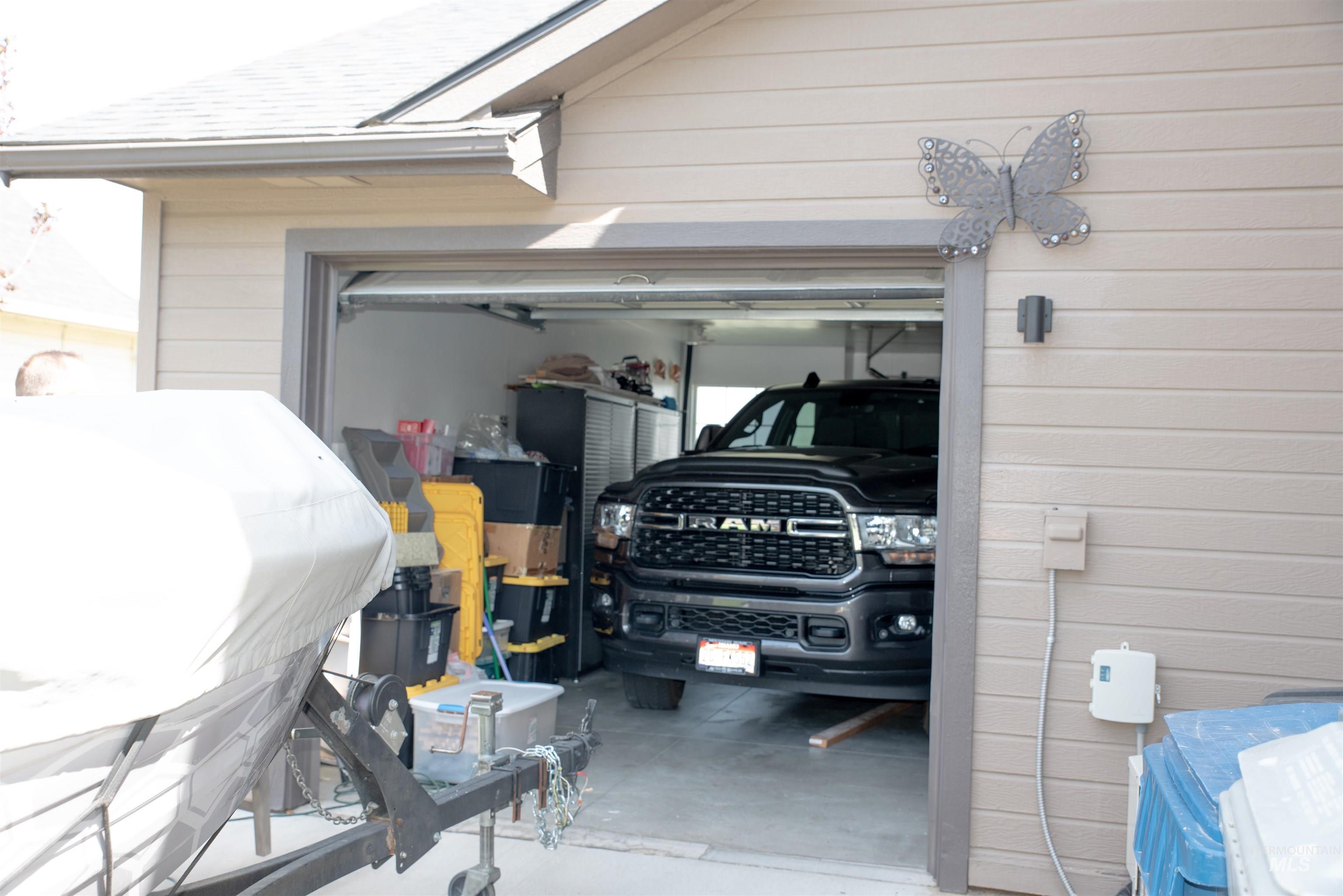 4115 E Jasmine Ct, Nampa, Idaho 83687, 4 Bedrooms, 2.5 Bathrooms, Residential For Sale, Price $438,500,MLS 98985834