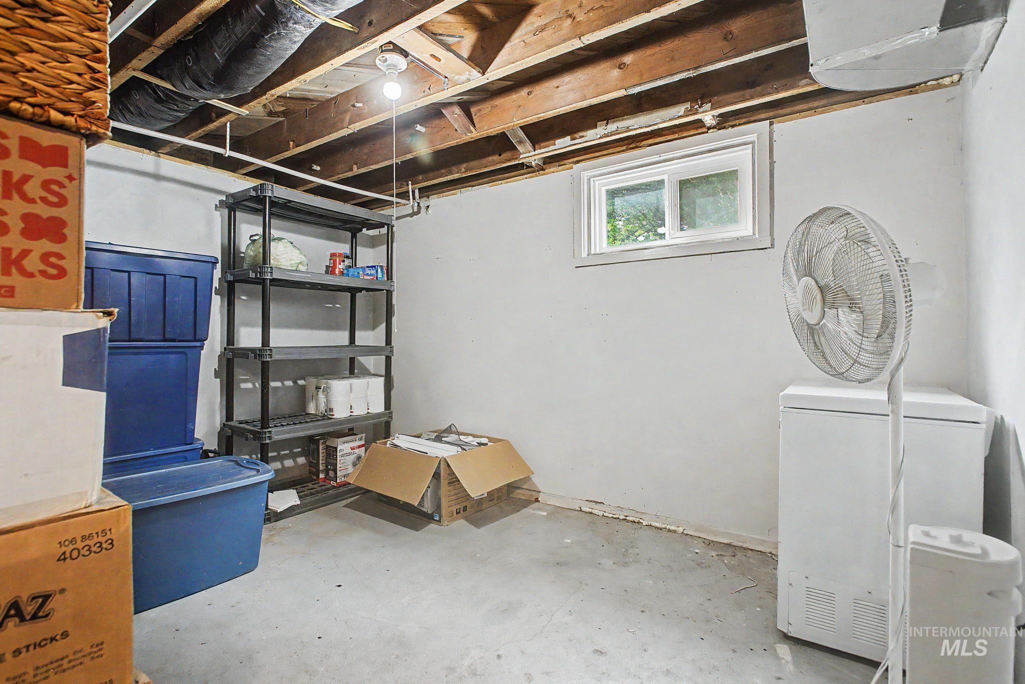 407 S Monroe, Moscow, Idaho 83843, 3 Bedrooms, 2 Bathrooms, Residential For Sale, Price $469,000,MLS 98985835