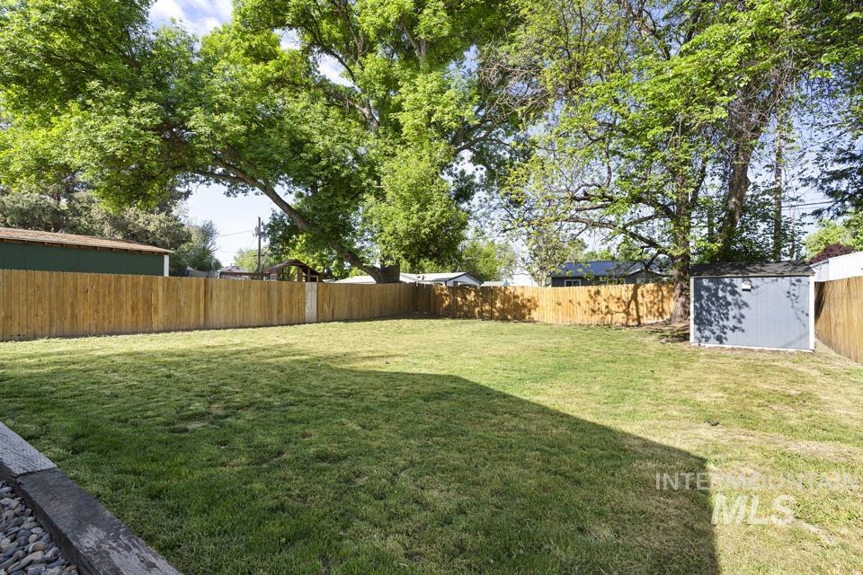 317 W Park Ave, New Plymouth, Idaho 83655, 3 Bedrooms, 2 Bathrooms, Residential For Sale, Price $364,000,MLS 98985839