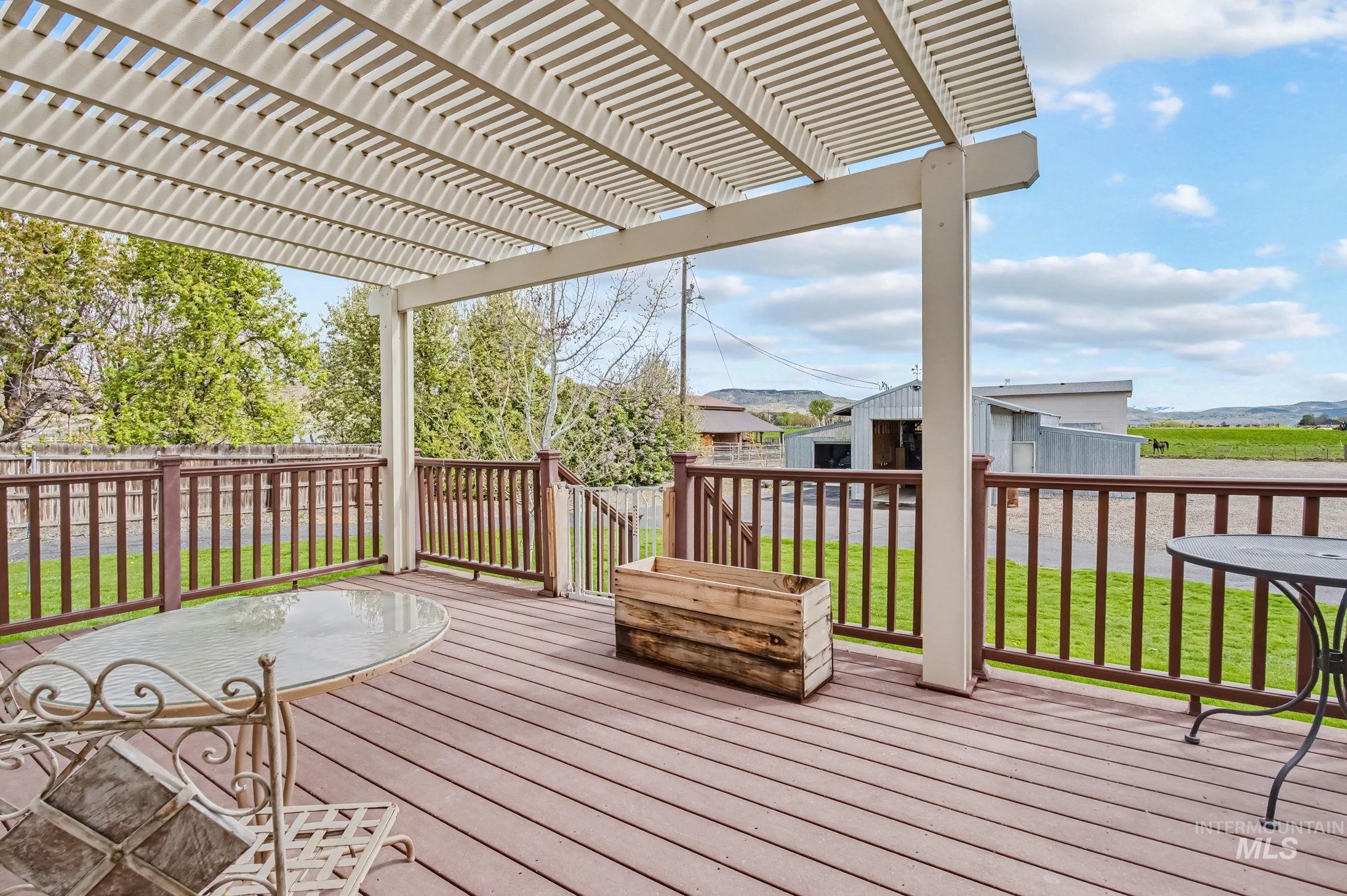 3620 UA Ave, Emmett, Idaho 83617, 3 Bedrooms, 2.5 Bathrooms, Residential For Sale, Price $800,000, 98985840