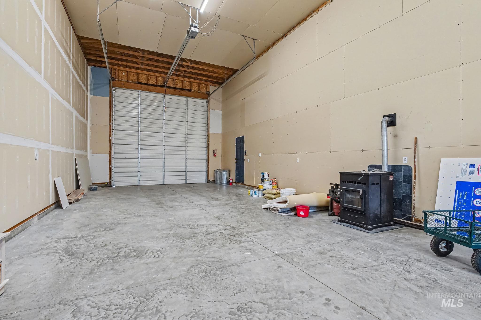 3620 UA Ave, Emmett, Idaho 83617, 3 Bedrooms, 2.5 Bathrooms, Residential For Sale, Price $949,900,MLS 98985840