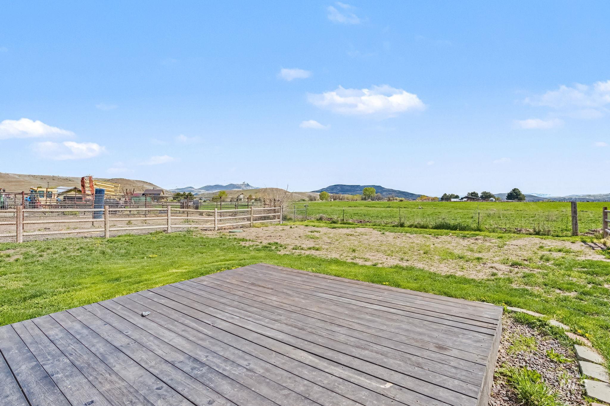 3620 UA Ave, Emmett, Idaho 83617, 3 Bedrooms, 2.5 Bathrooms, Residential For Sale, Price $800,000, 98985840