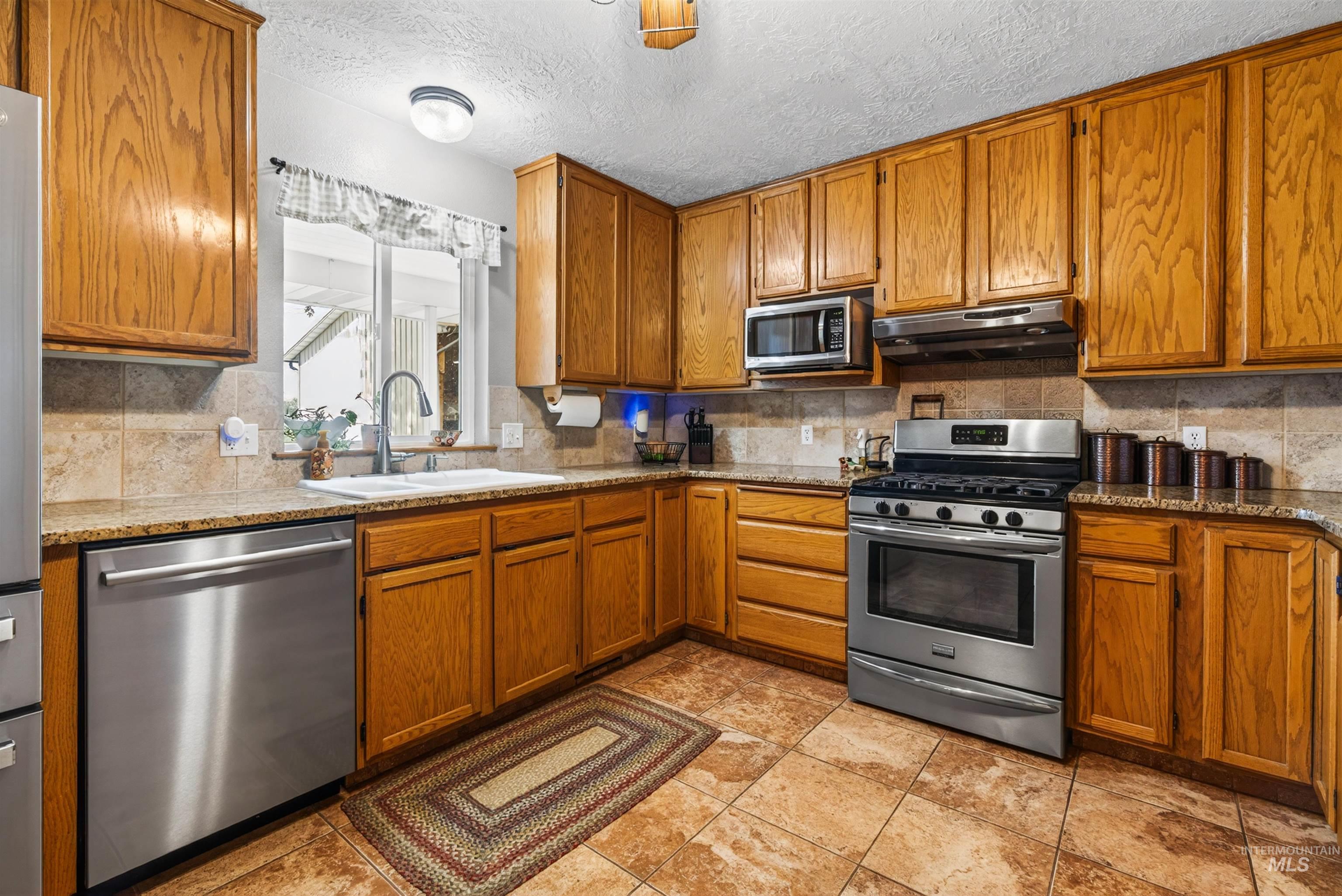 5471 Highway 52, New Plymouth, Idaho 83655, 4 Bedrooms, 3.5 Bathrooms, Residential For Sale, Price $749,900,MLS 98985841