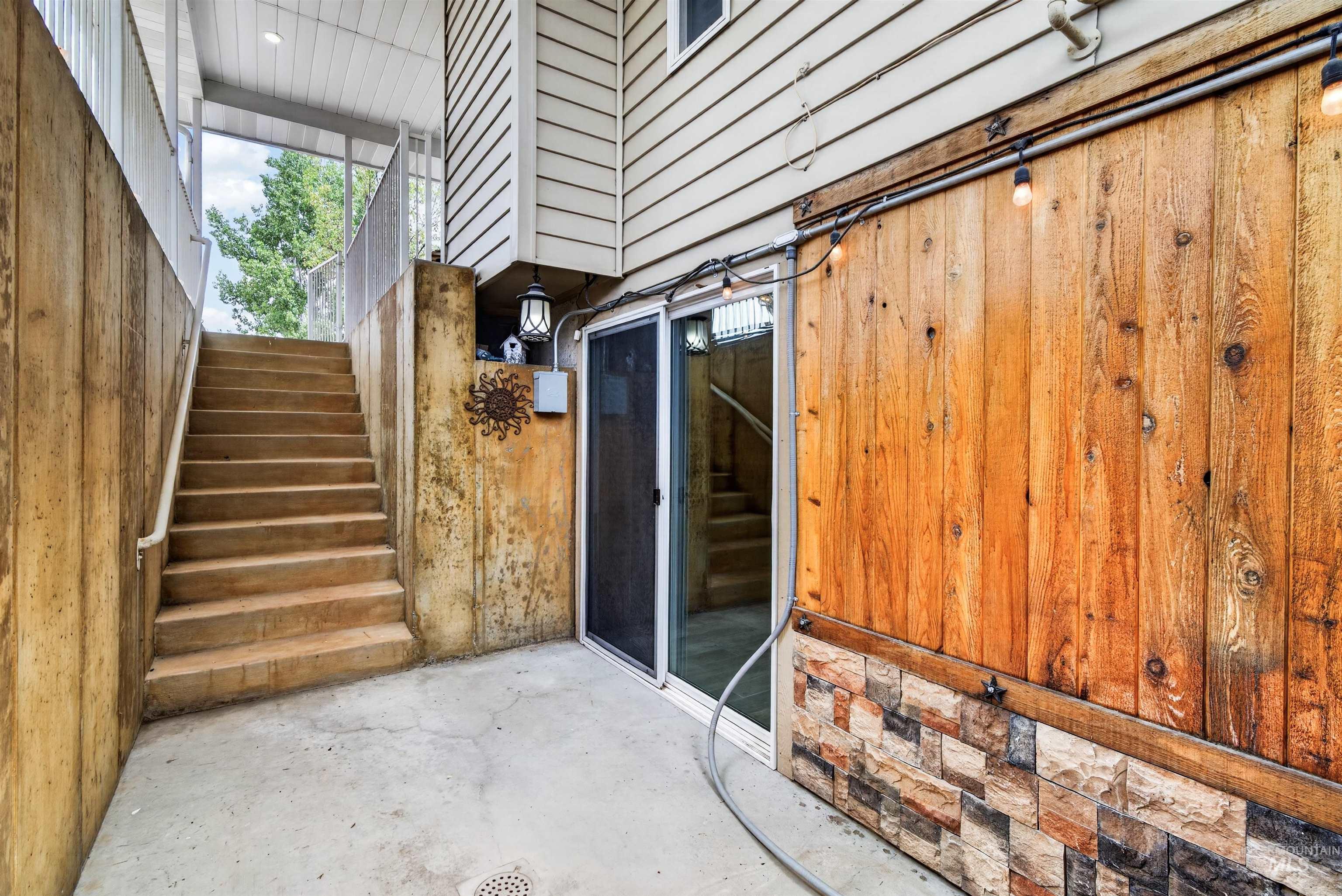 5471 Highway 52, New Plymouth, Idaho 83655, 4 Bedrooms, 3.5 Bathrooms, Residential For Sale, Price $749,900,MLS 98985841