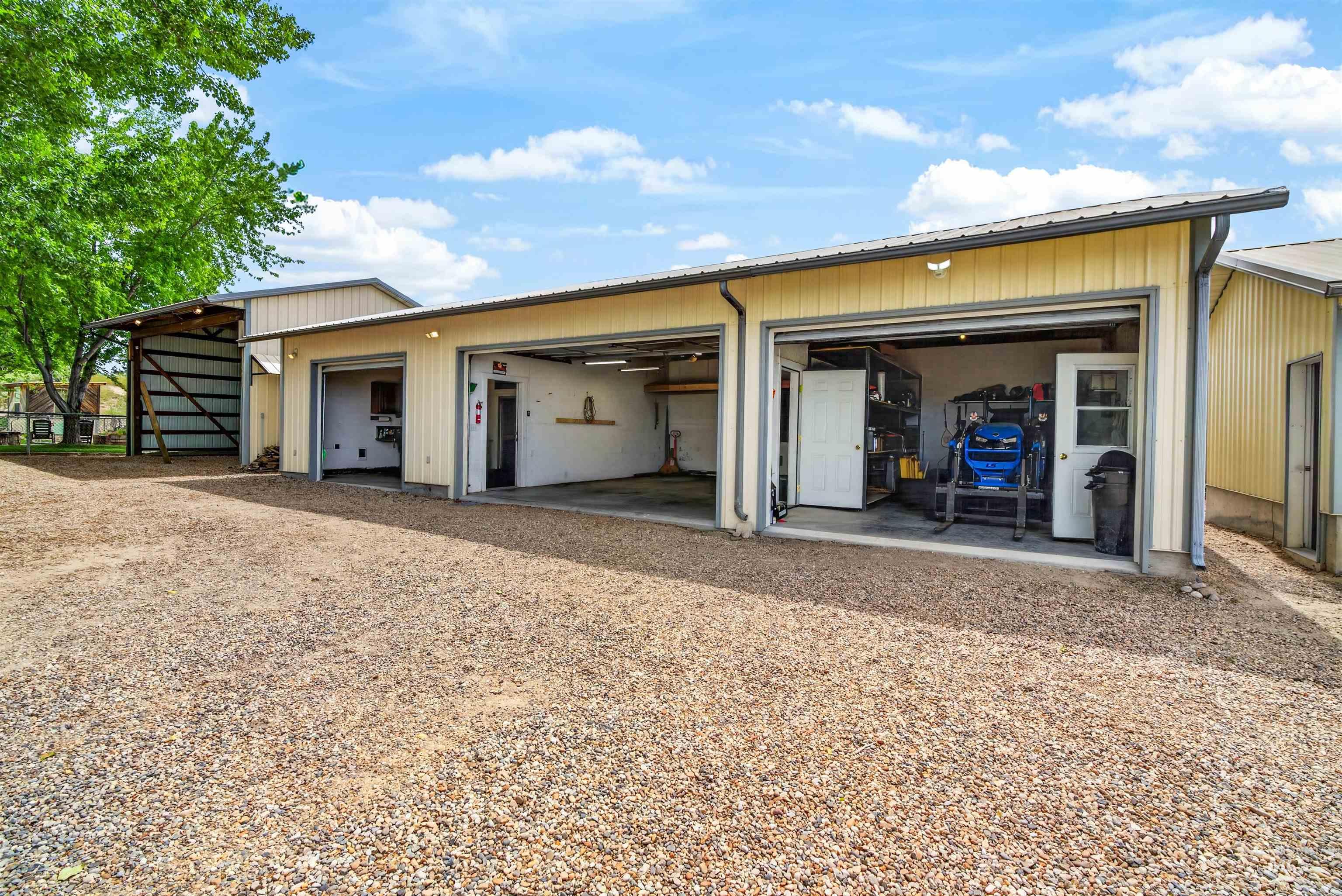 5471 Highway 52, New Plymouth, Idaho 83655, 4 Bedrooms, 3.5 Bathrooms, Residential For Sale, Price $749,900,MLS 98985841