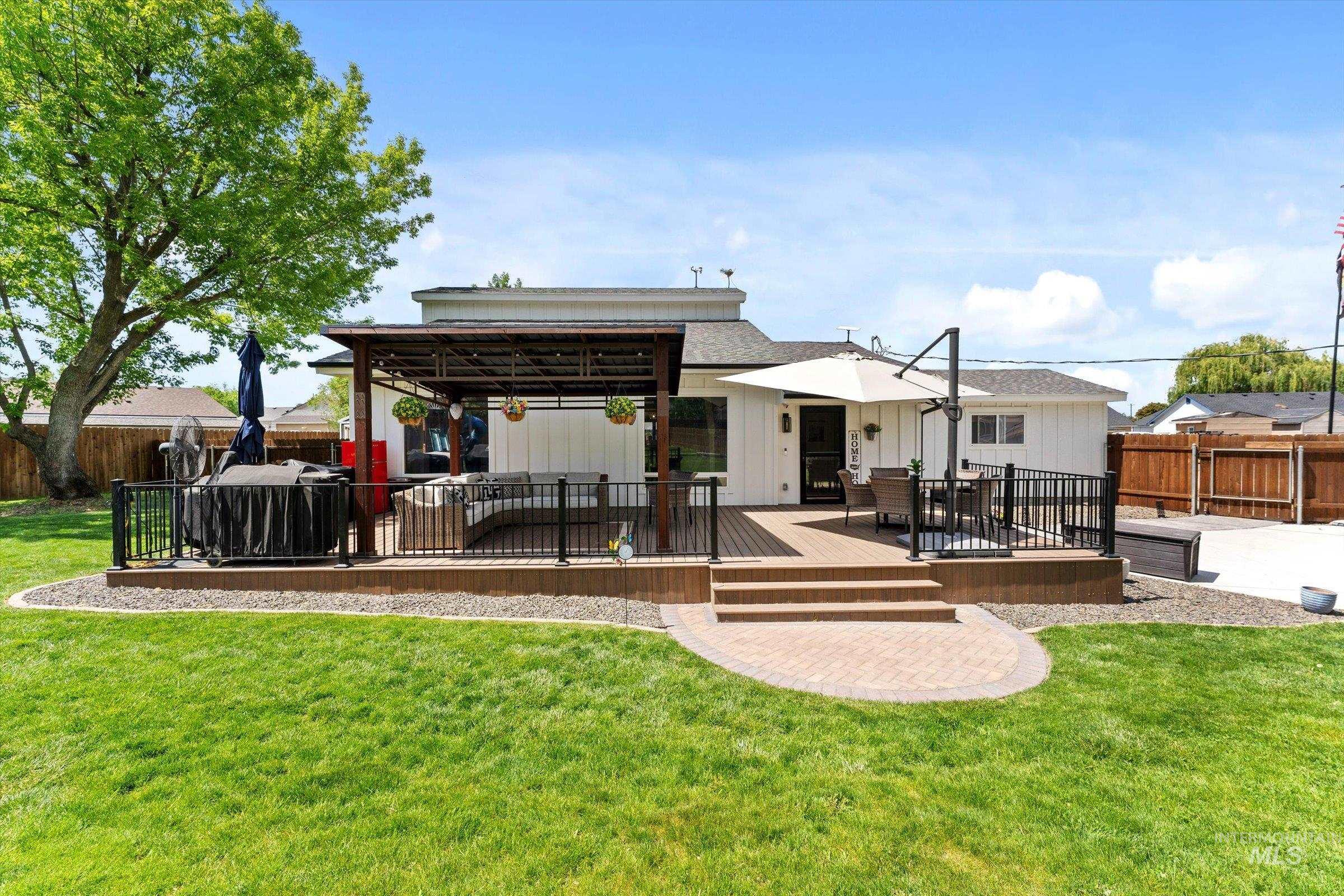 821 S Cove Ln, Nampa, Idaho 83686, 3 Bedrooms, 2 Bathrooms, Residential For Sale, Price $774,900,MLS 98985843