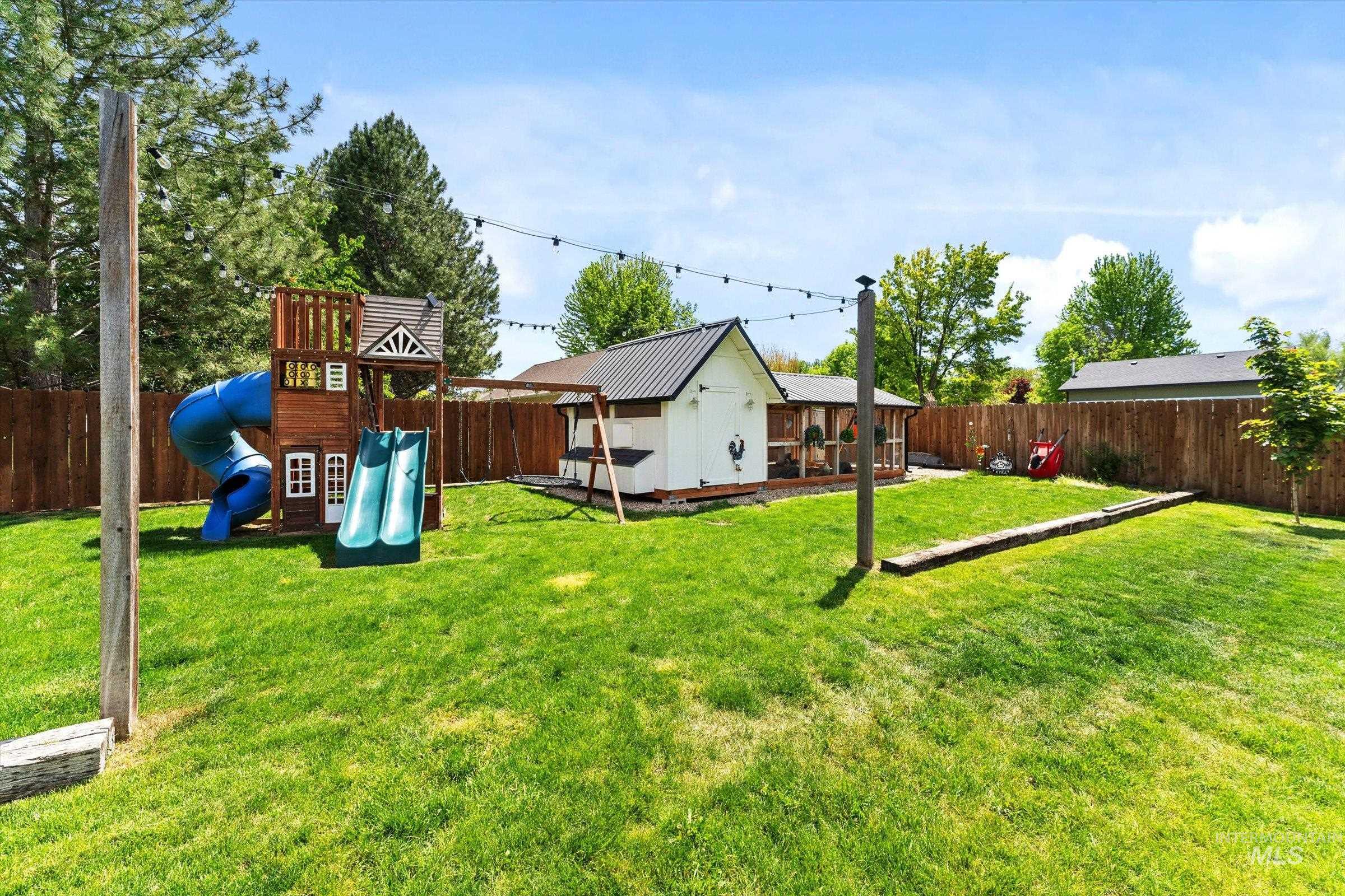 821 S Cove Ln, Nampa, Idaho 83686, 3 Bedrooms, 2 Bathrooms, Residential For Sale, Price $774,900,MLS 98985843