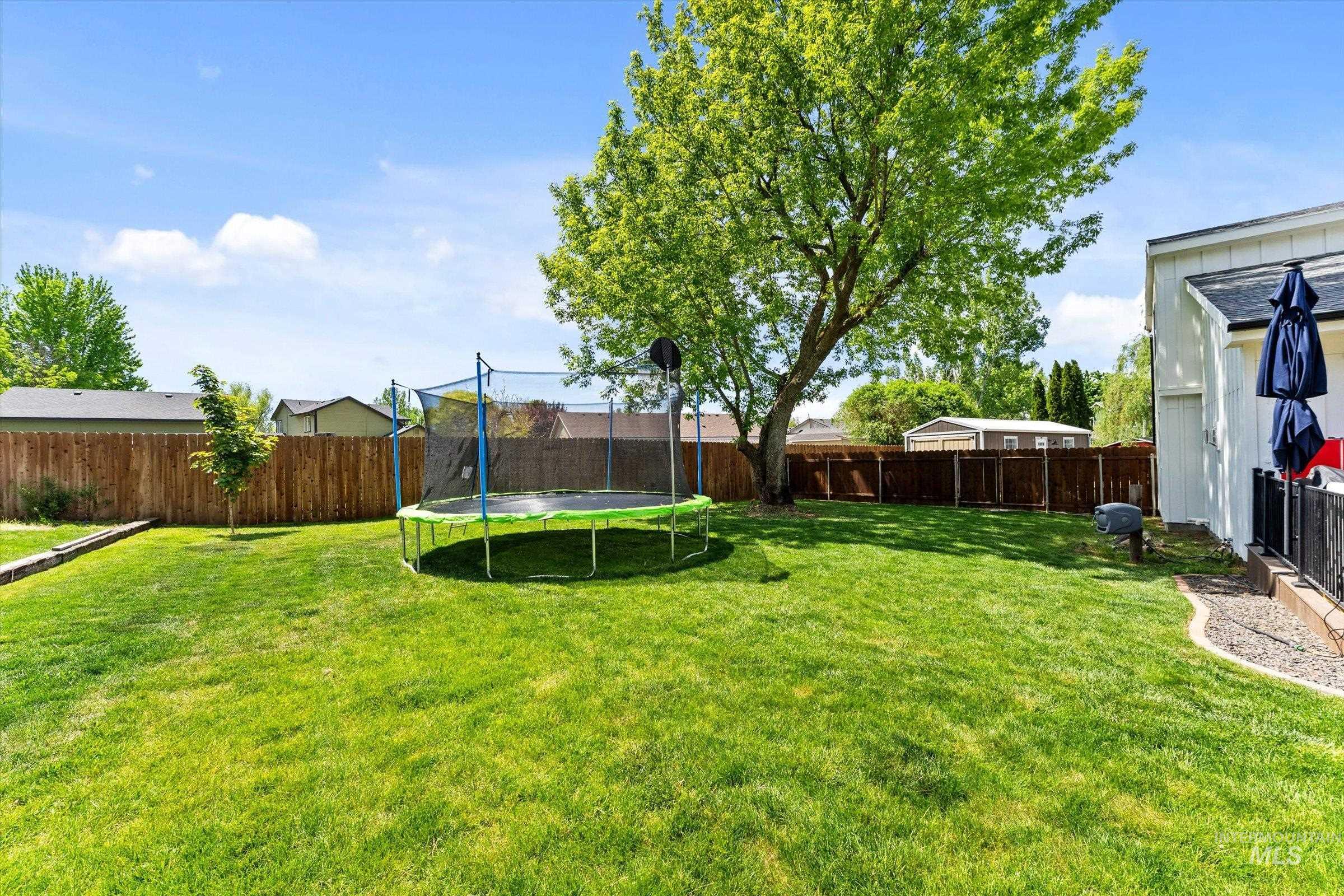 821 S Cove Ln, Nampa, Idaho 83686, 3 Bedrooms, 2 Bathrooms, Residential For Sale, Price $774,900,MLS 98985843