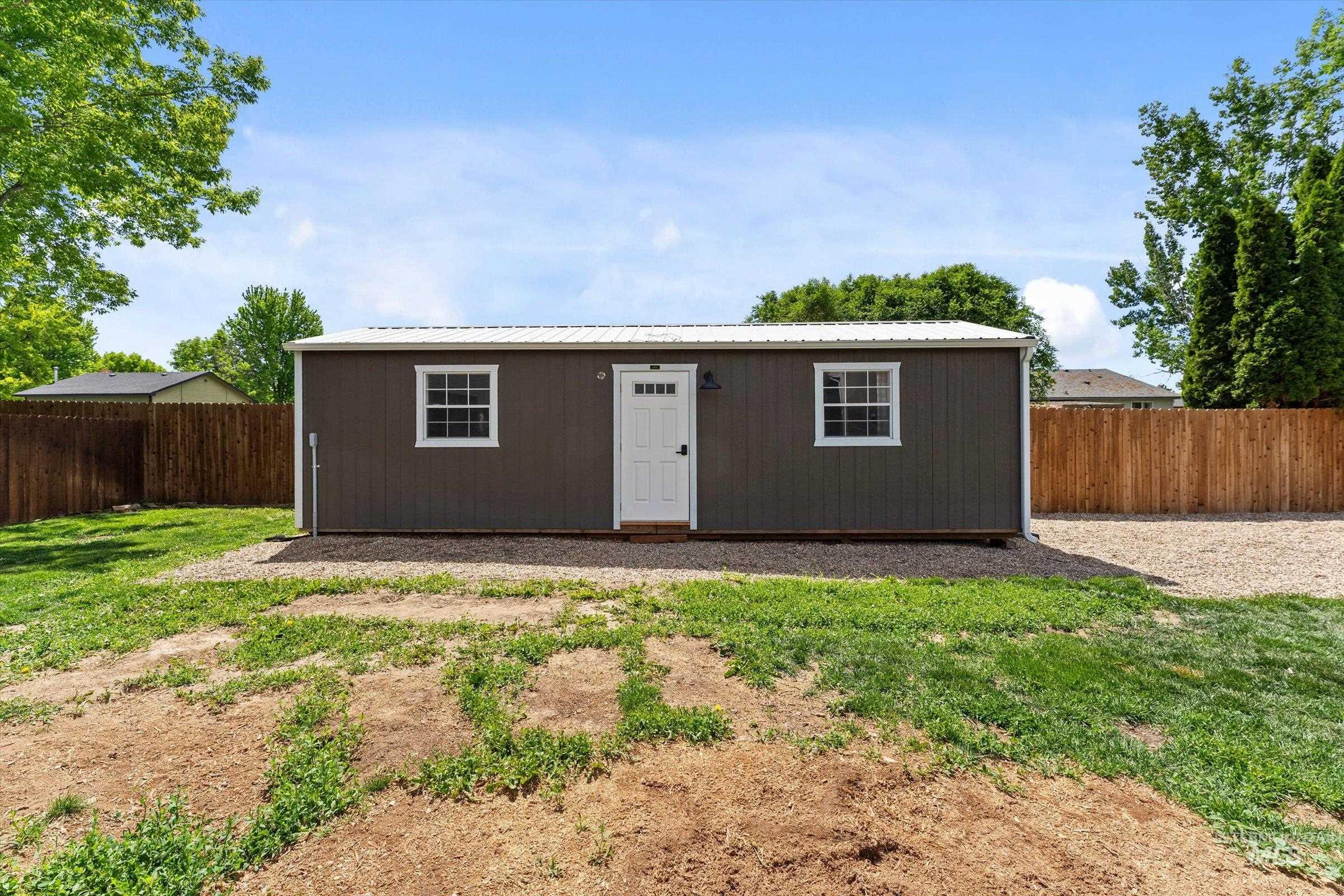 821 S Cove Ln, Nampa, Idaho 83686, 3 Bedrooms, 2 Bathrooms, Residential For Sale, Price $774,900,MLS 98985843