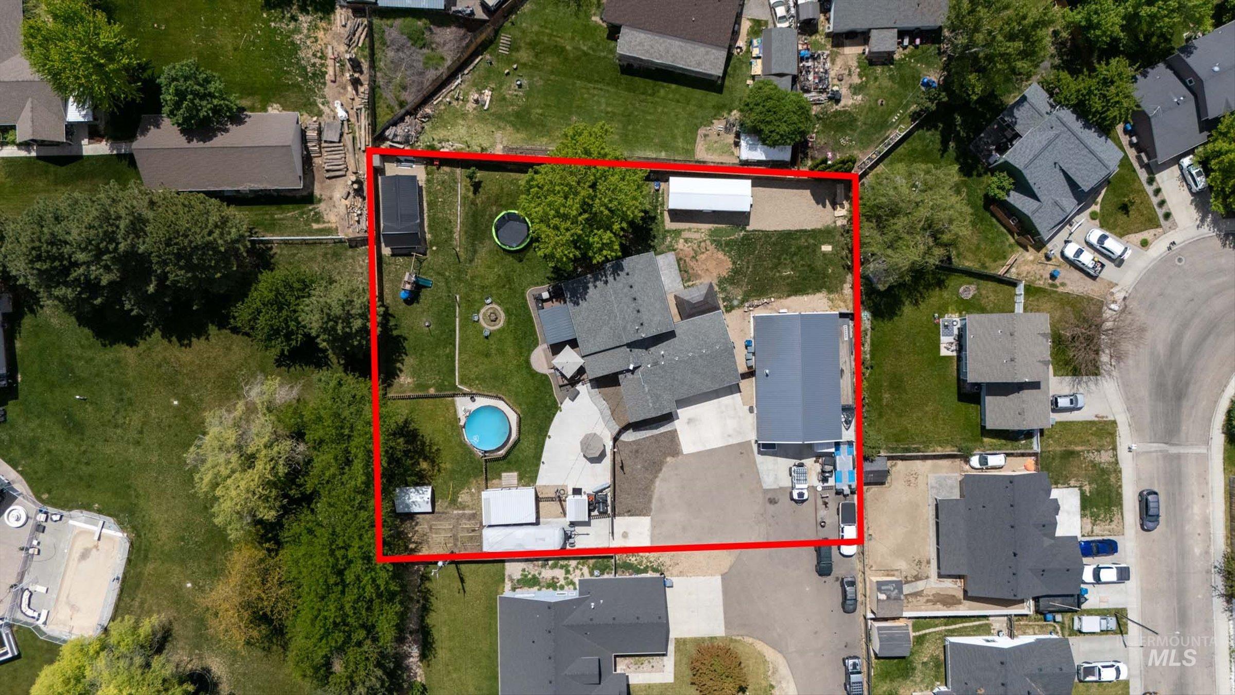 821 S Cove Ln, Nampa, Idaho 83686, 3 Bedrooms, 2 Bathrooms, Residential For Sale, Price $774,900,MLS 98985843