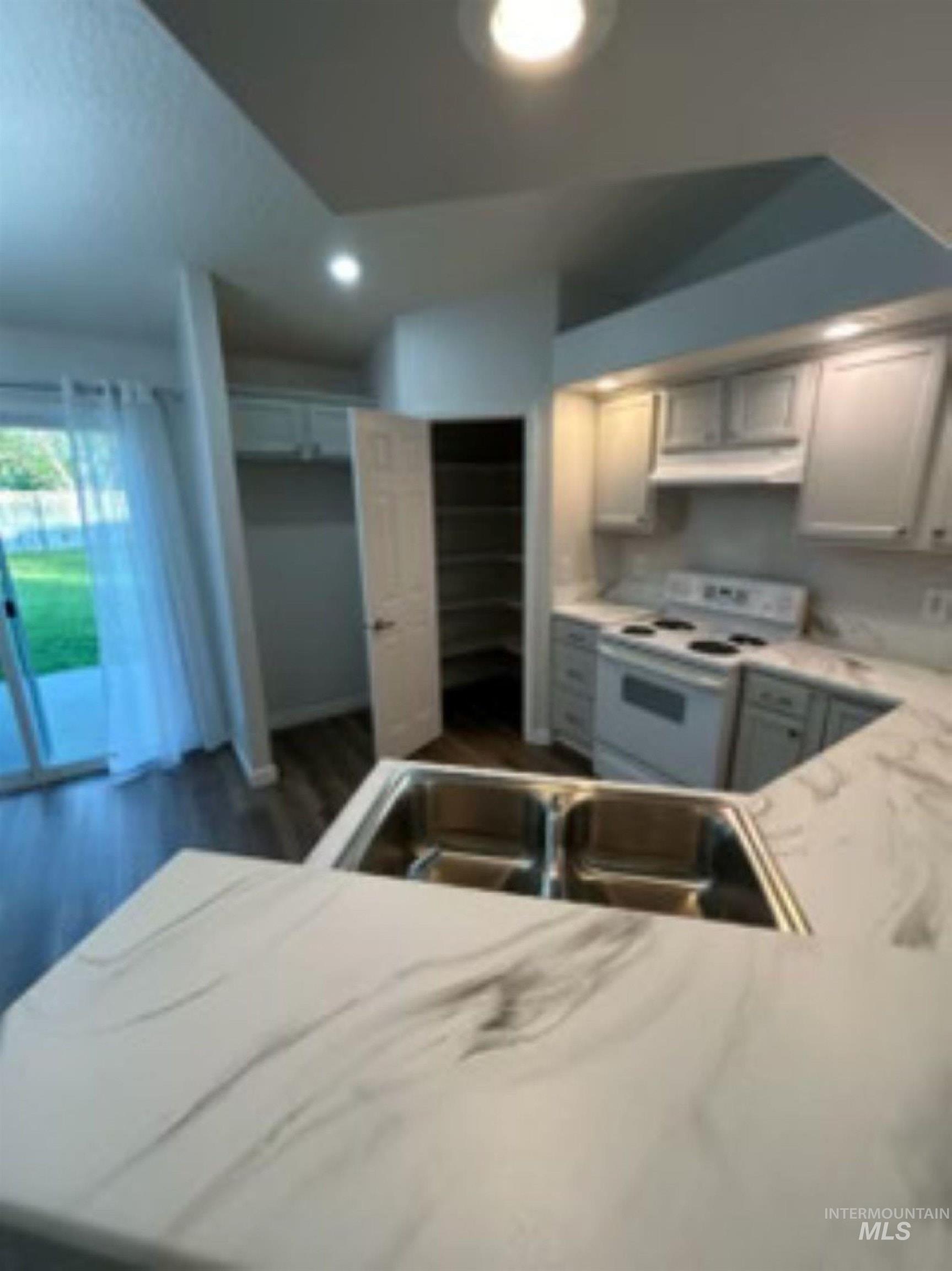 3495 Lezana, Meridian, Idaho 83642, 4 Bedrooms, 2 Bathrooms, Residential For Sale, Price $449,900, 98985844