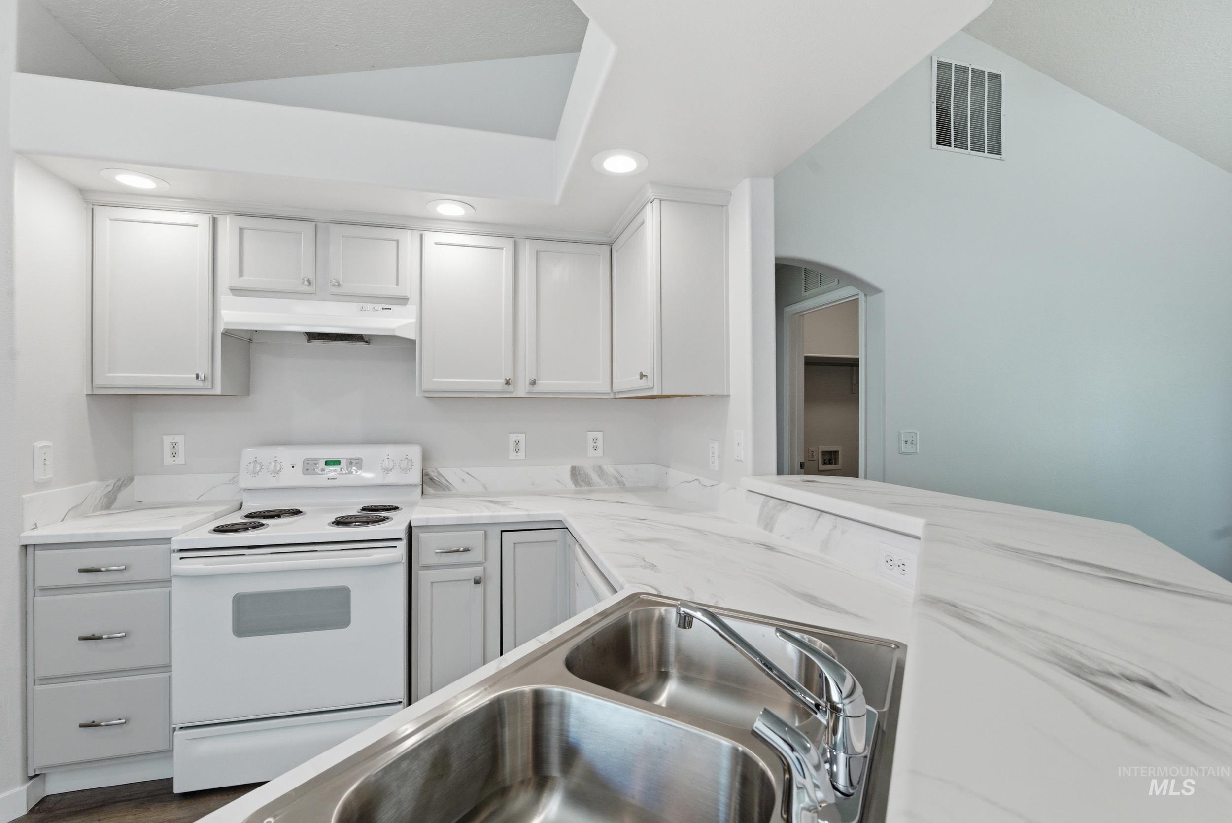 3495 Lezana, Meridian, Idaho 83642, 4 Bedrooms, 2 Bathrooms, Residential For Sale, Price $449,850,MLS 98985844