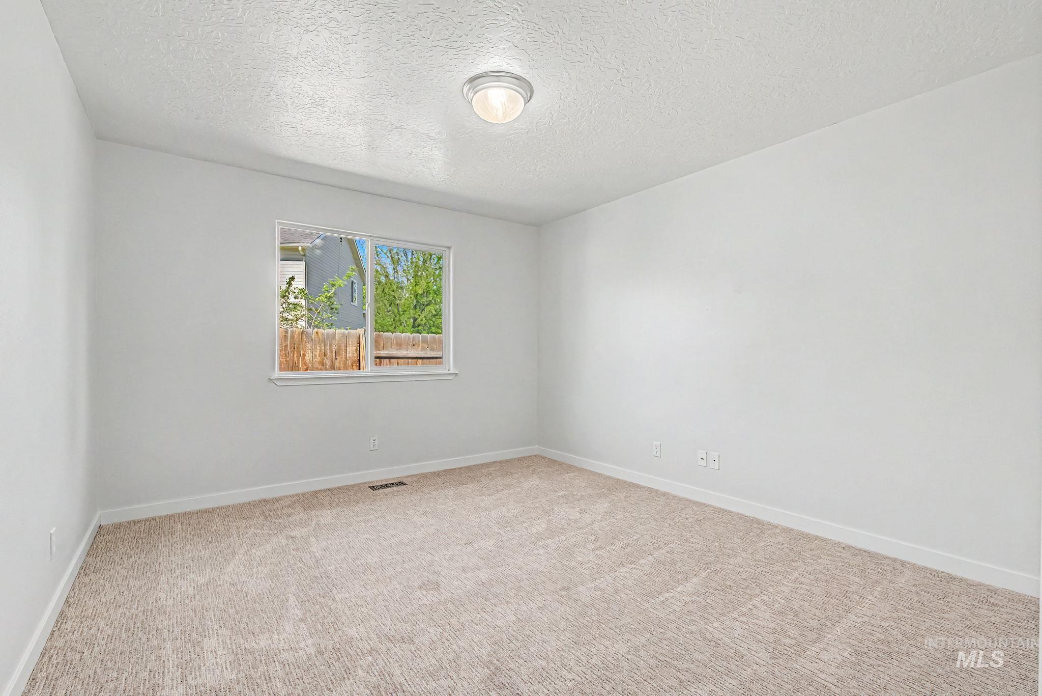 3495 Lezana, Meridian, Idaho 83642, 4 Bedrooms, 2 Bathrooms, Residential For Sale, Price $449,900,MLS 98985844