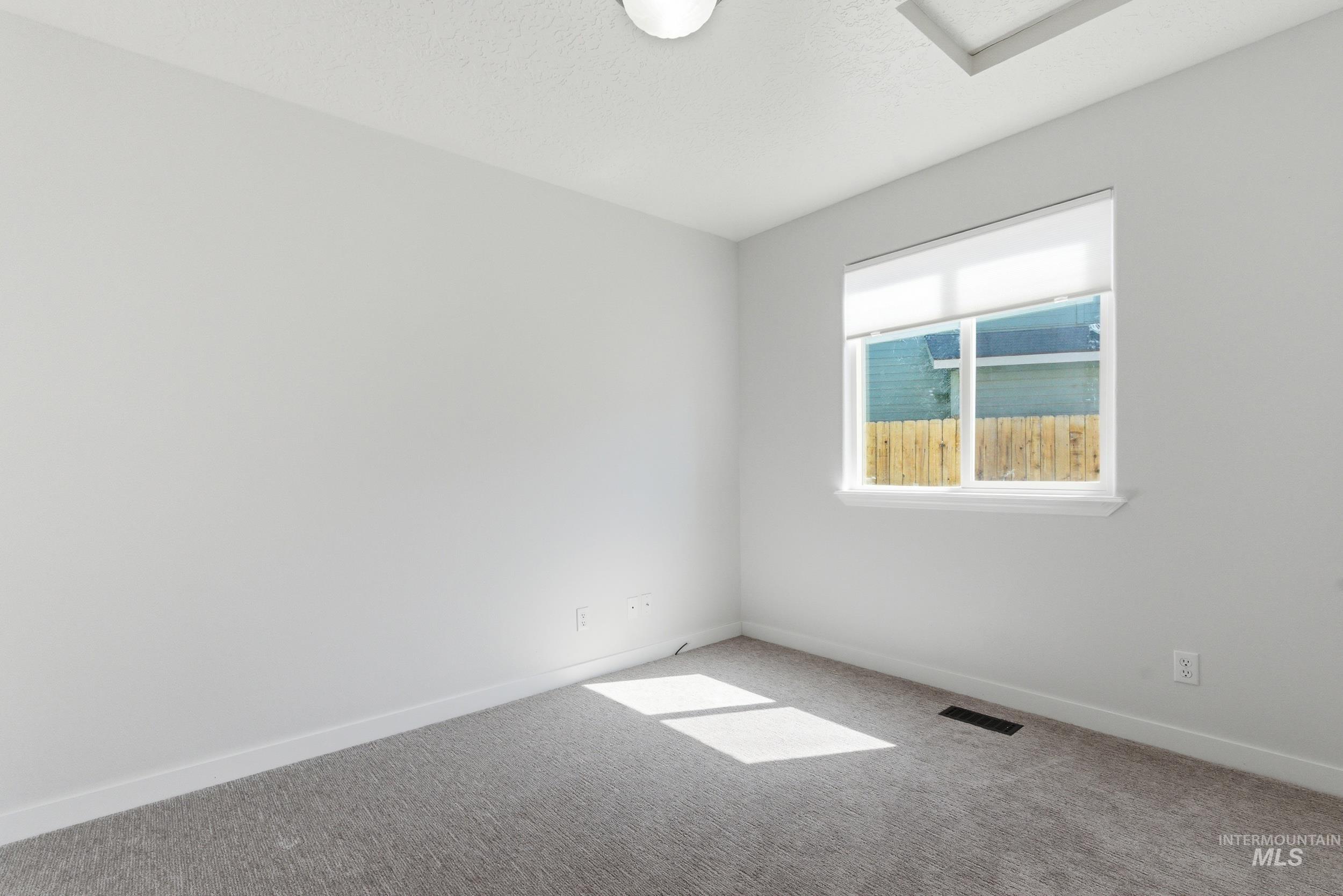 3495 Lezana, Meridian, Idaho 83642, 4 Bedrooms, 2 Bathrooms, Residential For Sale, Price $449,850,MLS 98985844