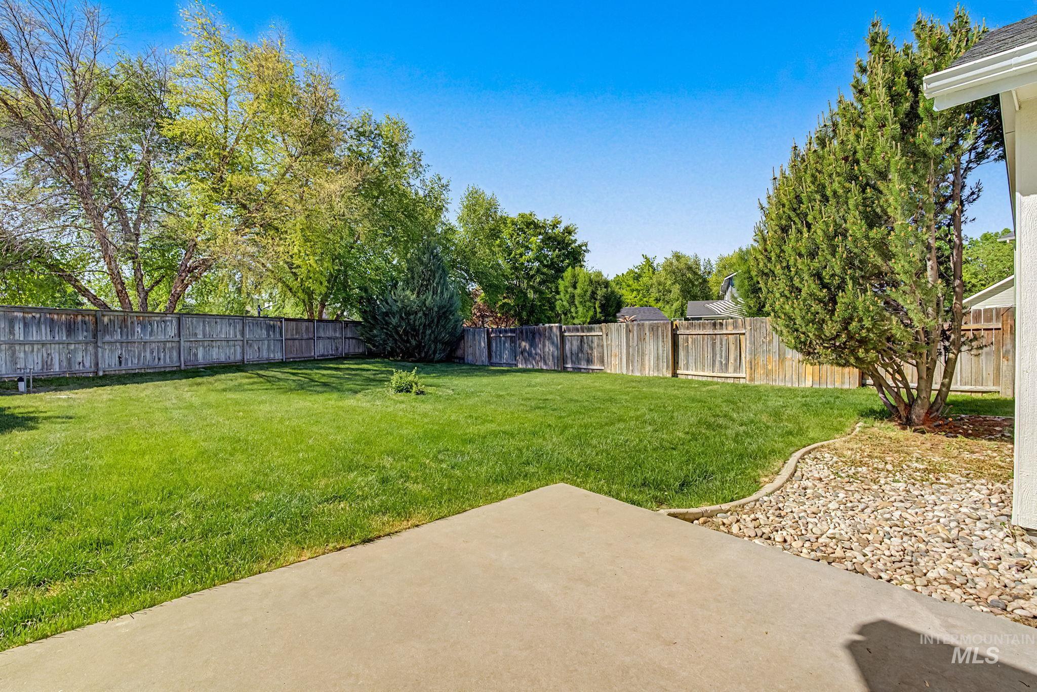 3495 Lezana, Meridian, Idaho 83642, 4 Bedrooms, 2 Bathrooms, Residential For Sale, Price $449,900,MLS 98985844