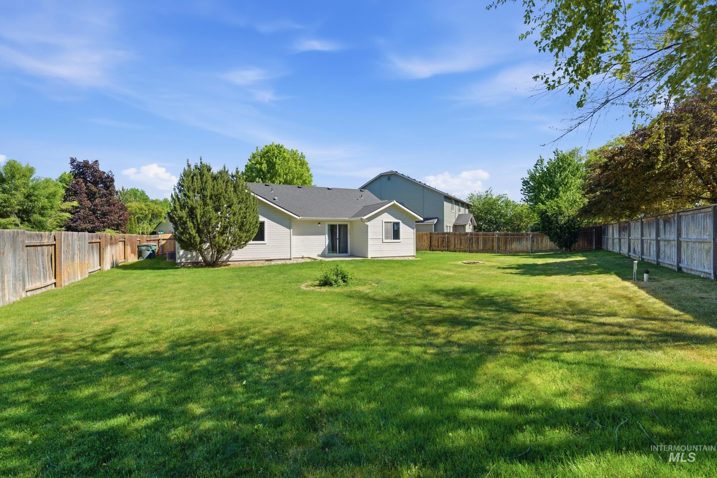 3495 Lezana, Meridian, Idaho 83642, 4 Bedrooms, 2 Bathrooms, Residential For Sale, Price $449,850, 98985844