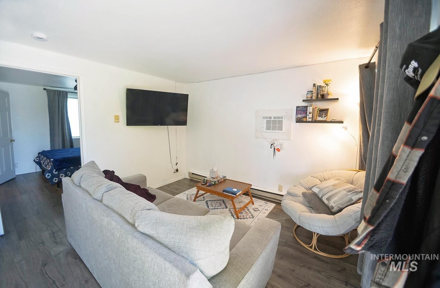 766 SE 4th Street, Ontario, Oregon 97914, 1 Bedroom, 1 Bathroom, Residential Income For Sale, Price $185,000, 98985848