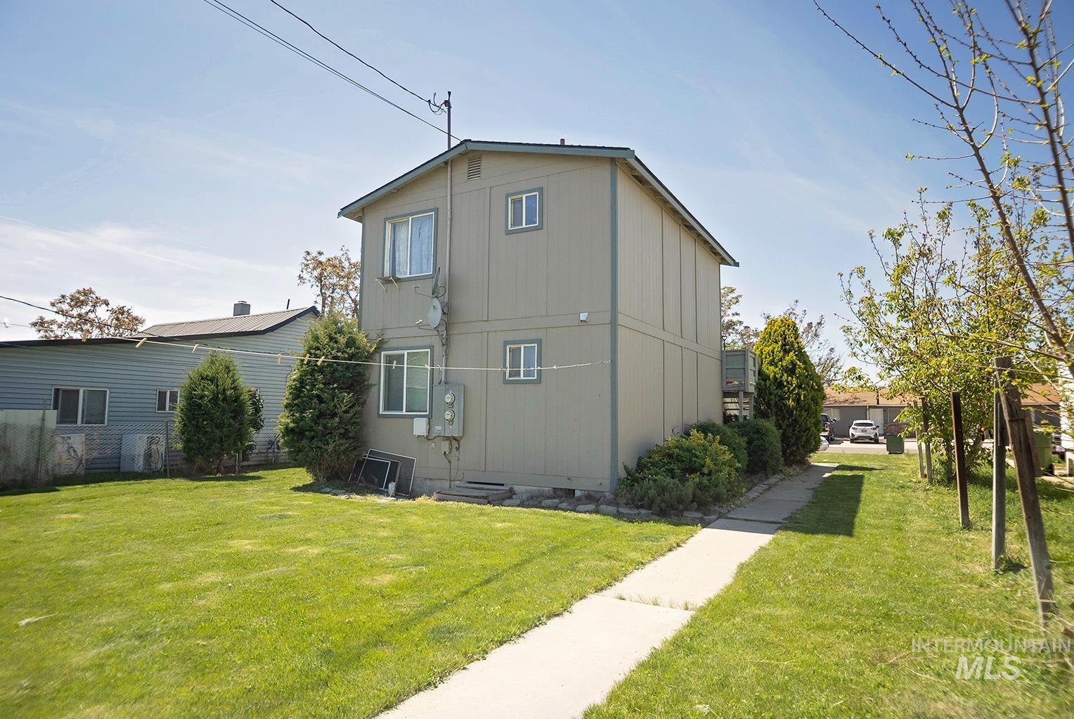 766 SE 4th Street, Ontario, Oregon 97914, 1 Bedroom, 1 Bathroom, Residential Income For Sale, Price $185,000, 98985848